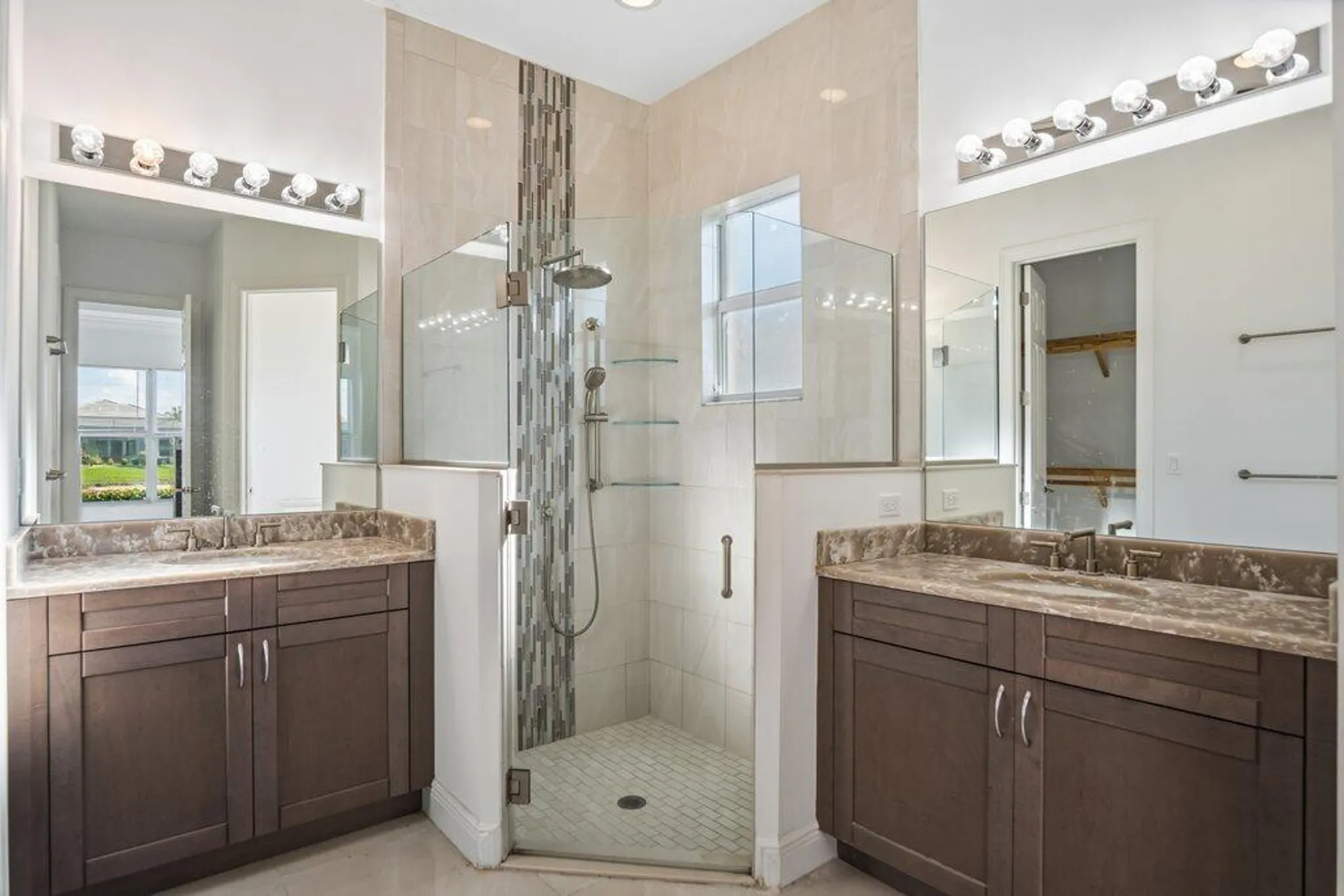 Property Slideshow image 18 of 52 | 9214 sw michele way, Port Saint Lucie, FL, 34987