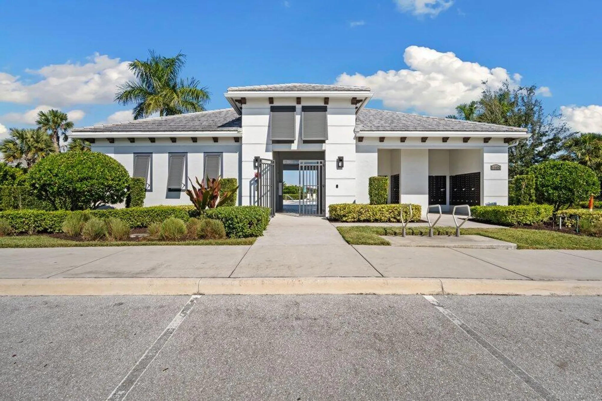 Property Slideshow image 33 of 52 | 9214 sw michele way, Port Saint Lucie, FL, 34987