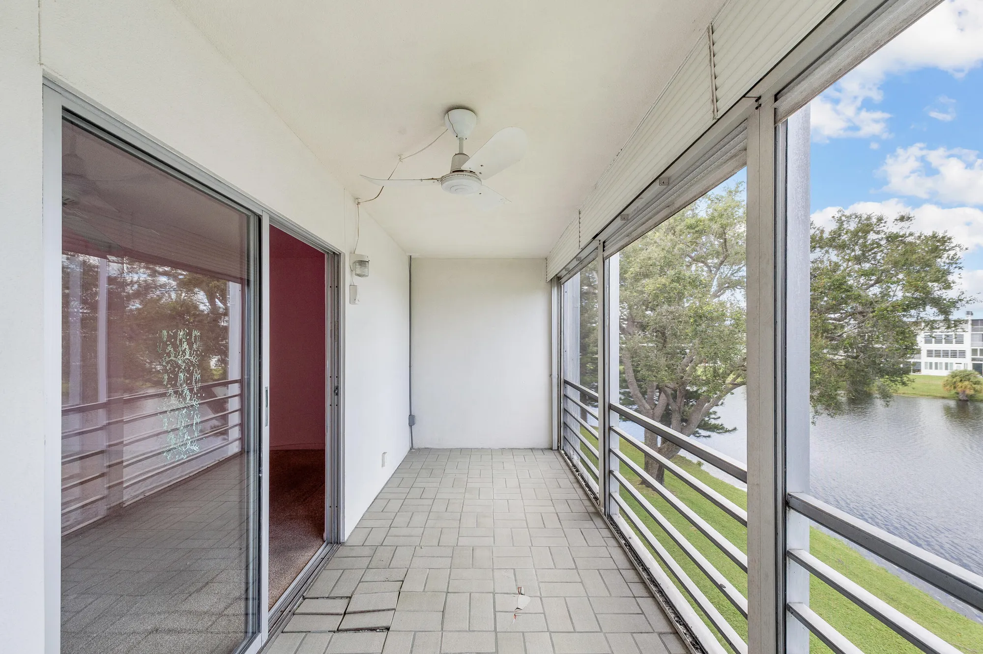 Property Slideshow image 25 of 38 | 3037 cambridge b, Deerfield Beach, FL, 33442