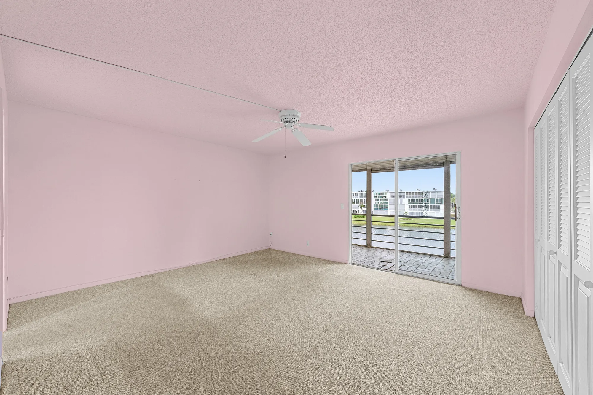 Property Slideshow image 14 of 38 | 3037 cambridge b, Deerfield Beach, FL, 33442