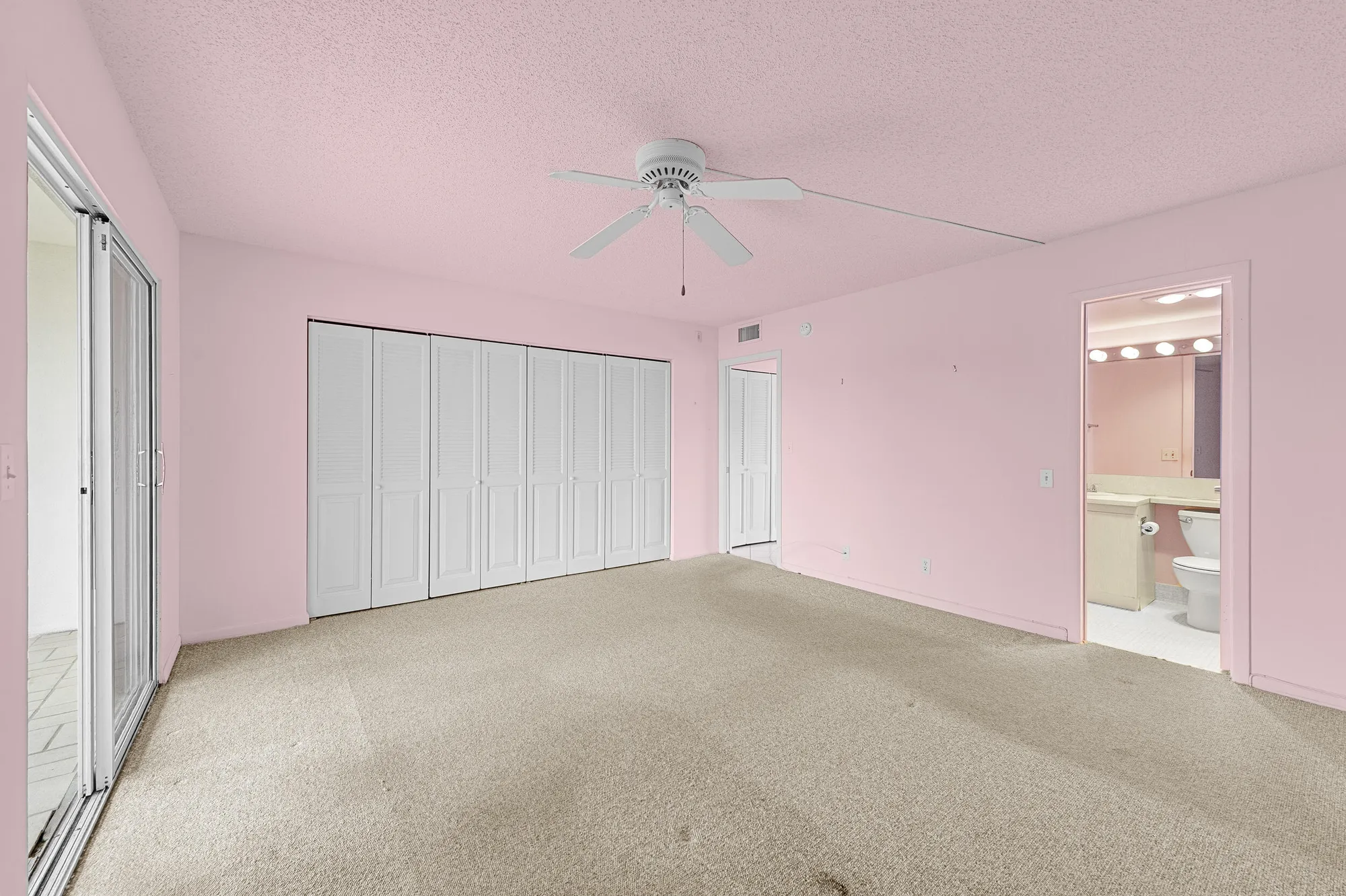Property Slideshow image 18 of 38 | 3037 cambridge b, Deerfield Beach, FL, 33442