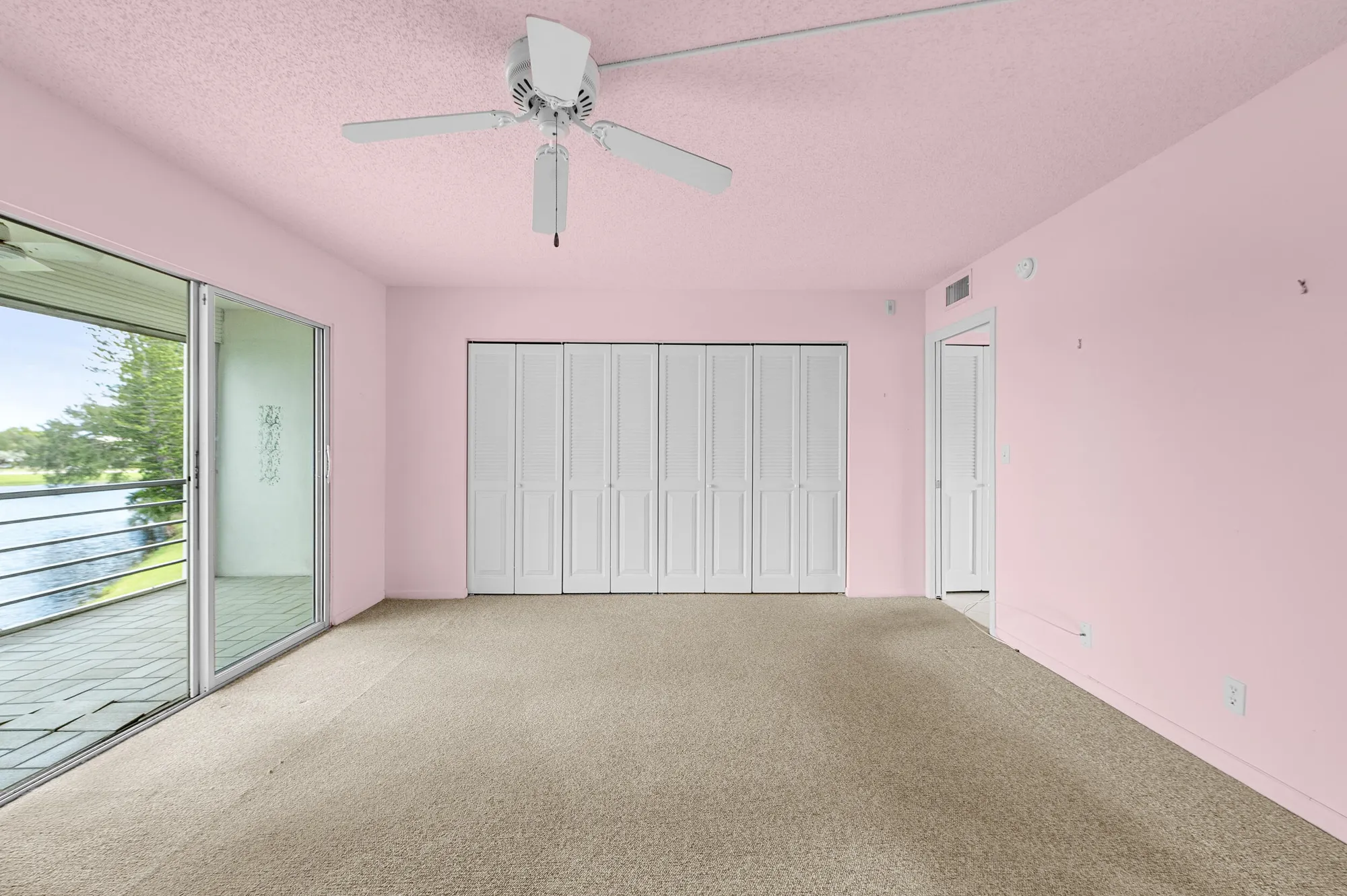 Property Slideshow image 19 of 38 | 3037 cambridge b, Deerfield Beach, FL, 33442