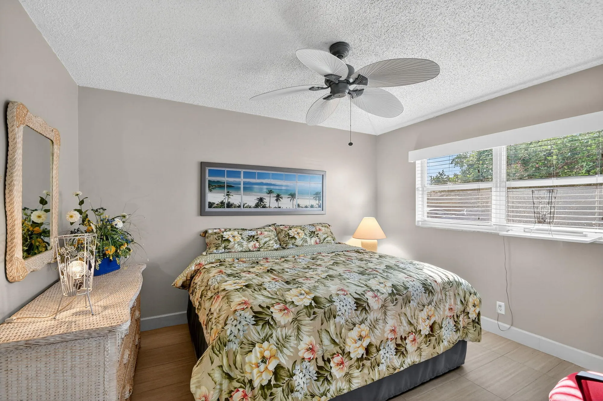 Property Slideshow image 23 of 45 | 2400 ne 1st ln apt 102, Boynton Beach, FL, 33435