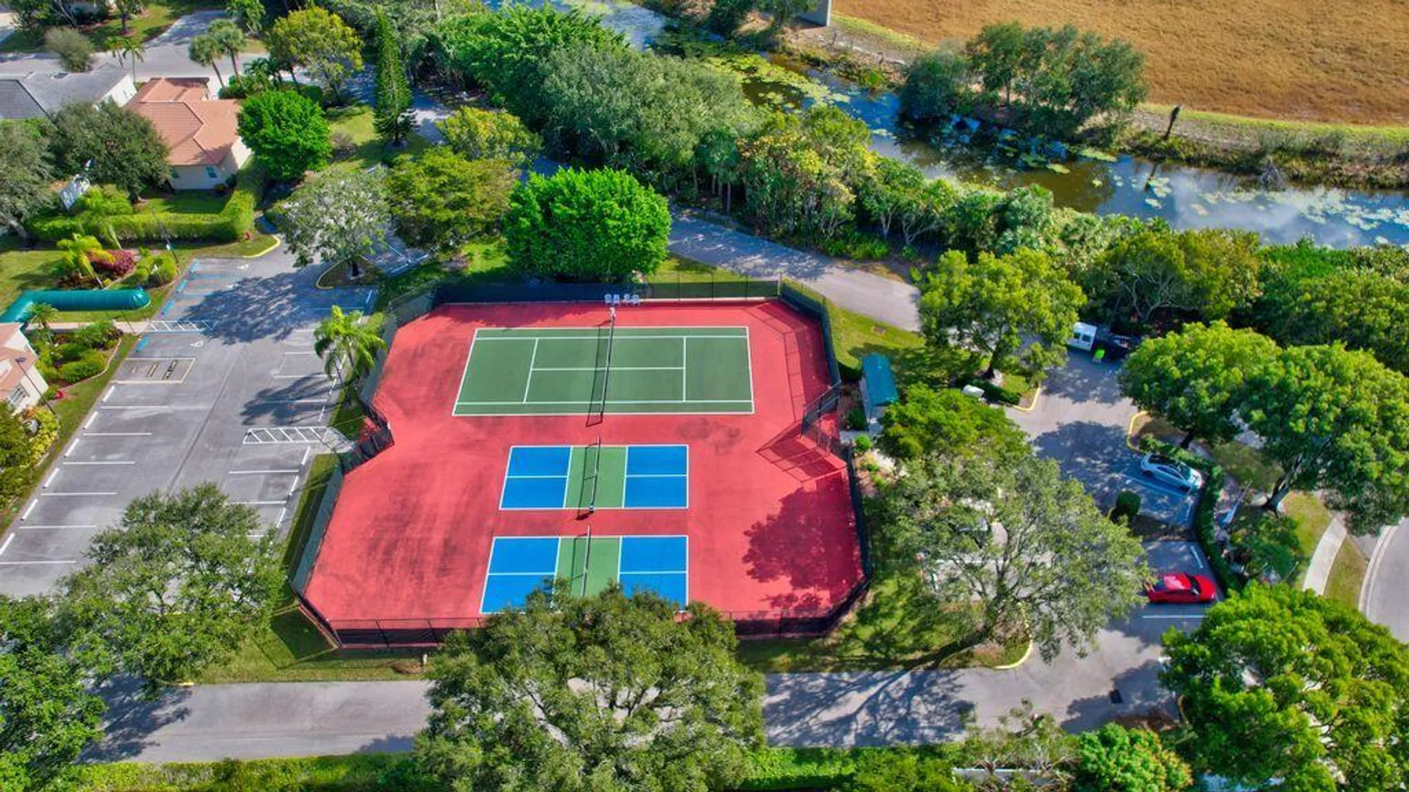 Property Slideshow image 19 of 38 | 3747 spring crest ct, Lake Worth, FL, 33467