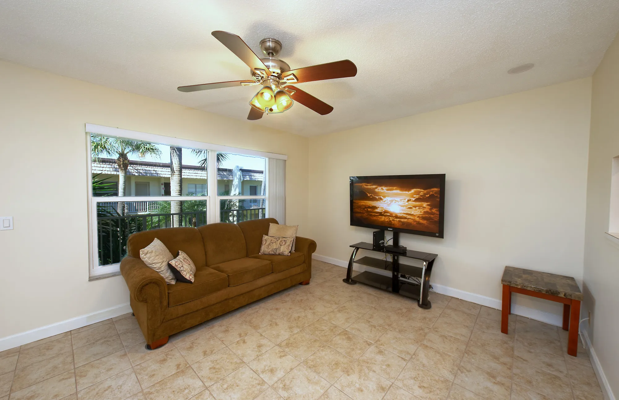 Property Slideshow image 4 of 50 | 632 snug harbor dr d15, Boynton Beach, FL, 33435