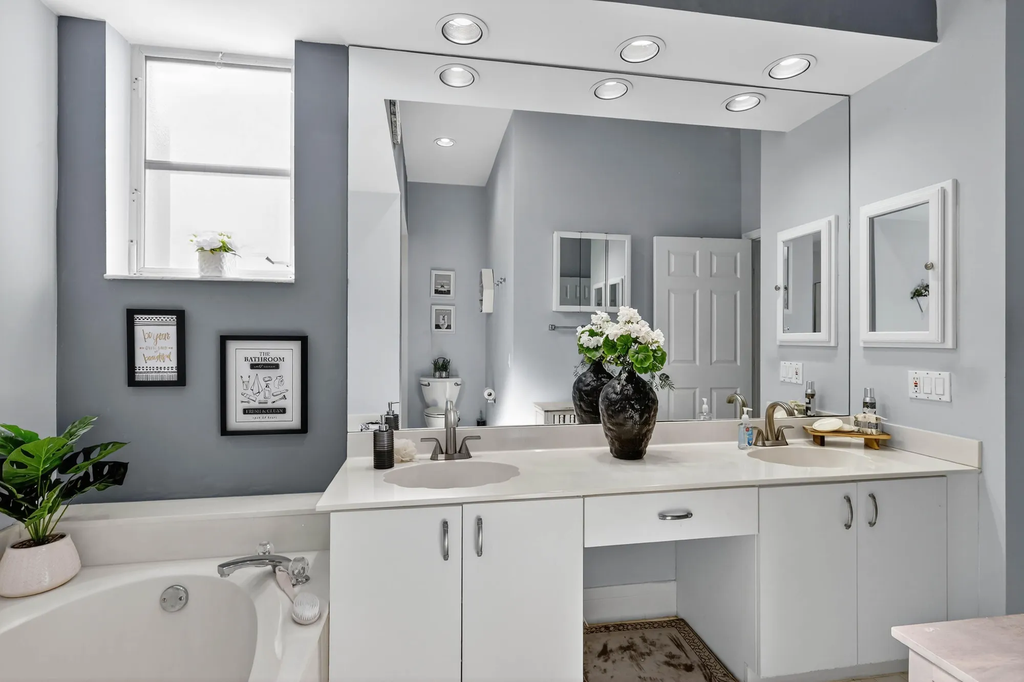 Property Slideshow image 12 of 38 | 3747 spring crest ct, Lake Worth, FL, 33467