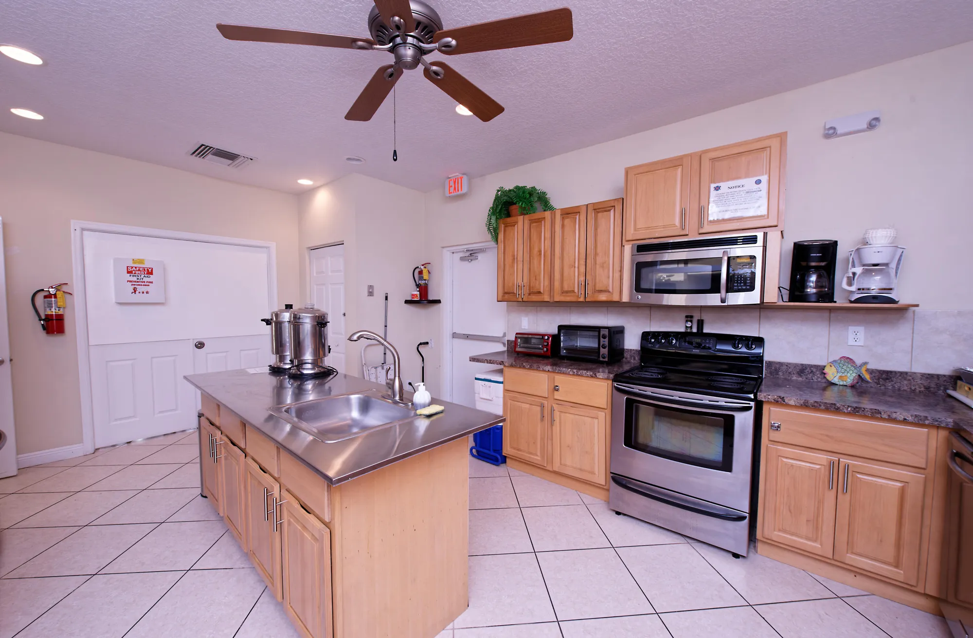 Property Slideshow image 23 of 50 | 632 snug harbor dr d15, Boynton Beach, FL, 33435