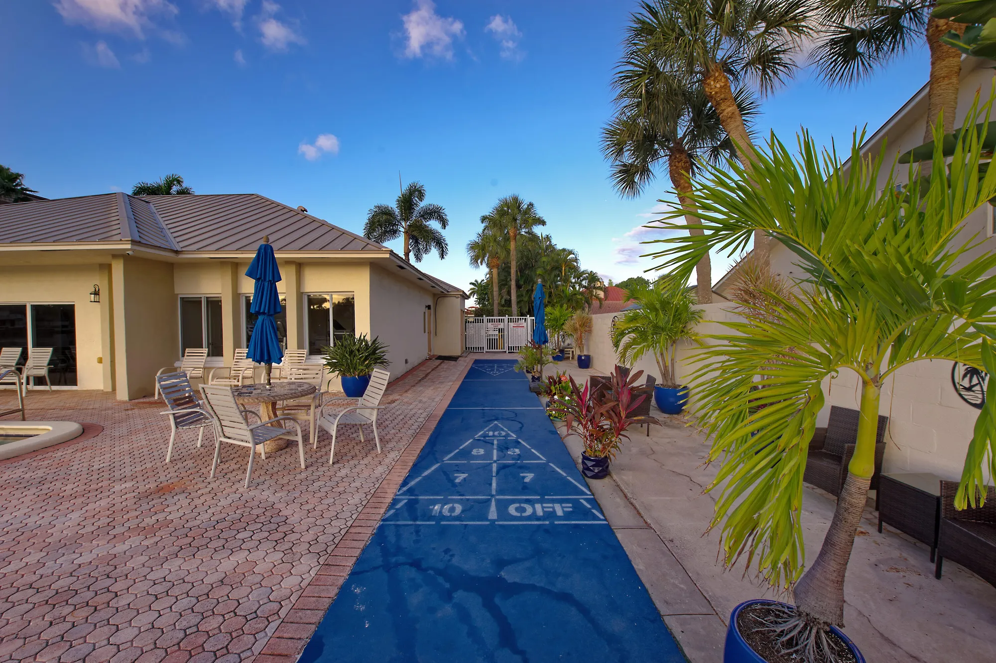 Property Slideshow image 44 of 50 | 632 snug harbor dr d15, Boynton Beach, FL, 33435