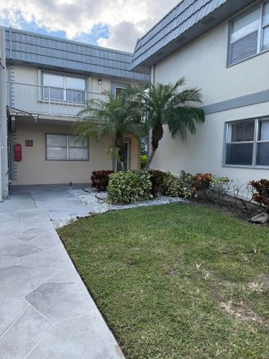 Property Slideshow image 1 of 22 | 447 brittany j # 447, Delray Beach, FL, 33446