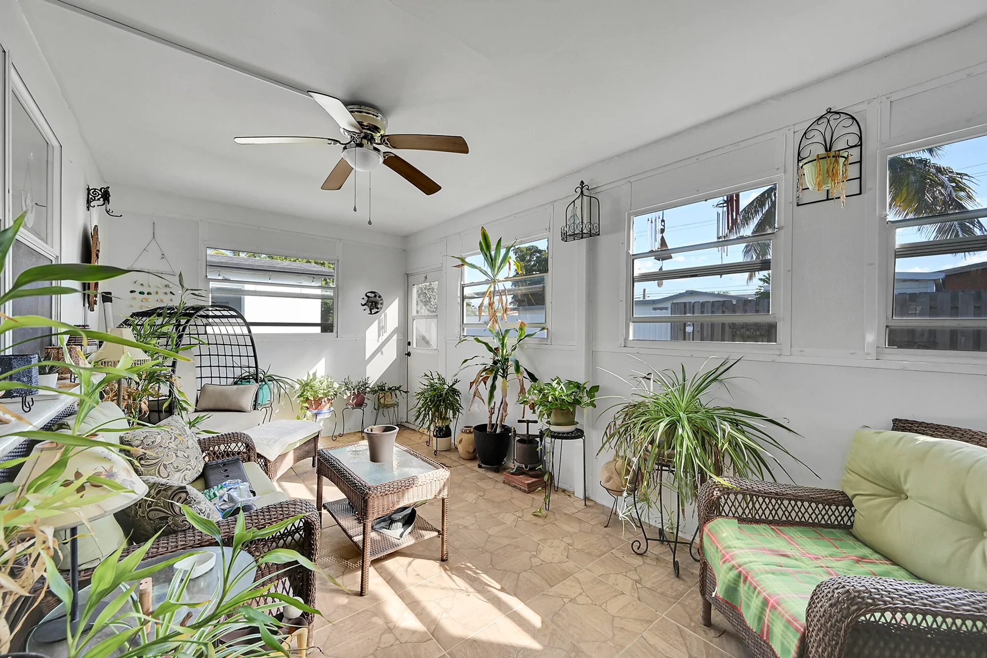 Property Slideshow image 12 of 21 | 1470 nw 66th ter, Margate, FL, 33063