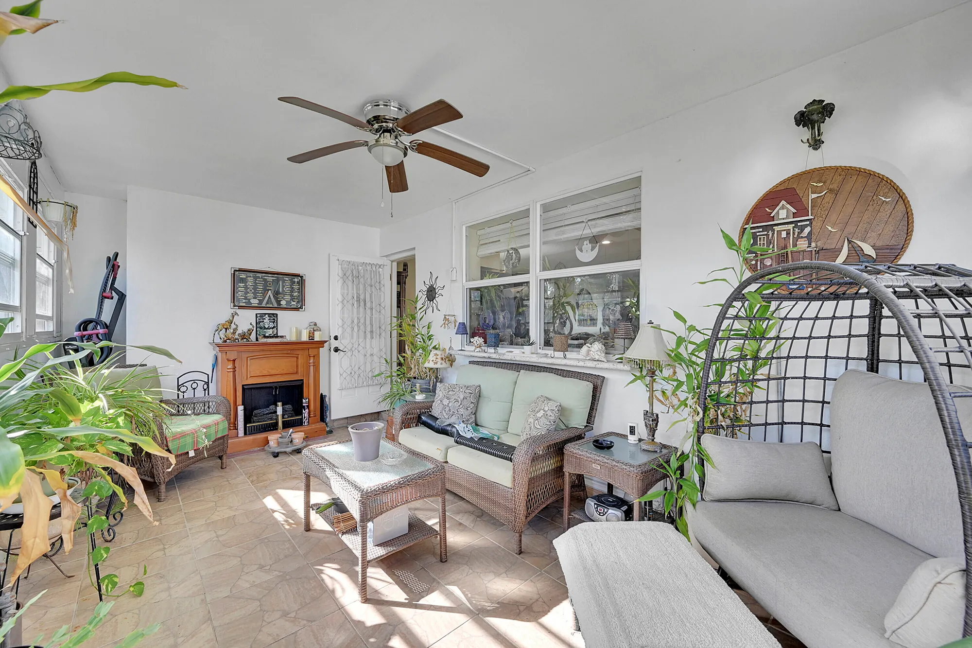 Property Slideshow image 13 of 21 | 1470 nw 66th ter, Margate, FL, 33063