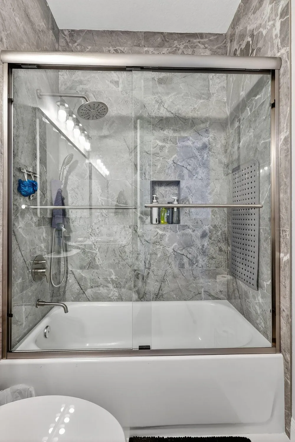 Property Slideshow image 10 of 86 | 8070 bellafiore way, Boynton Beach, FL, 33472