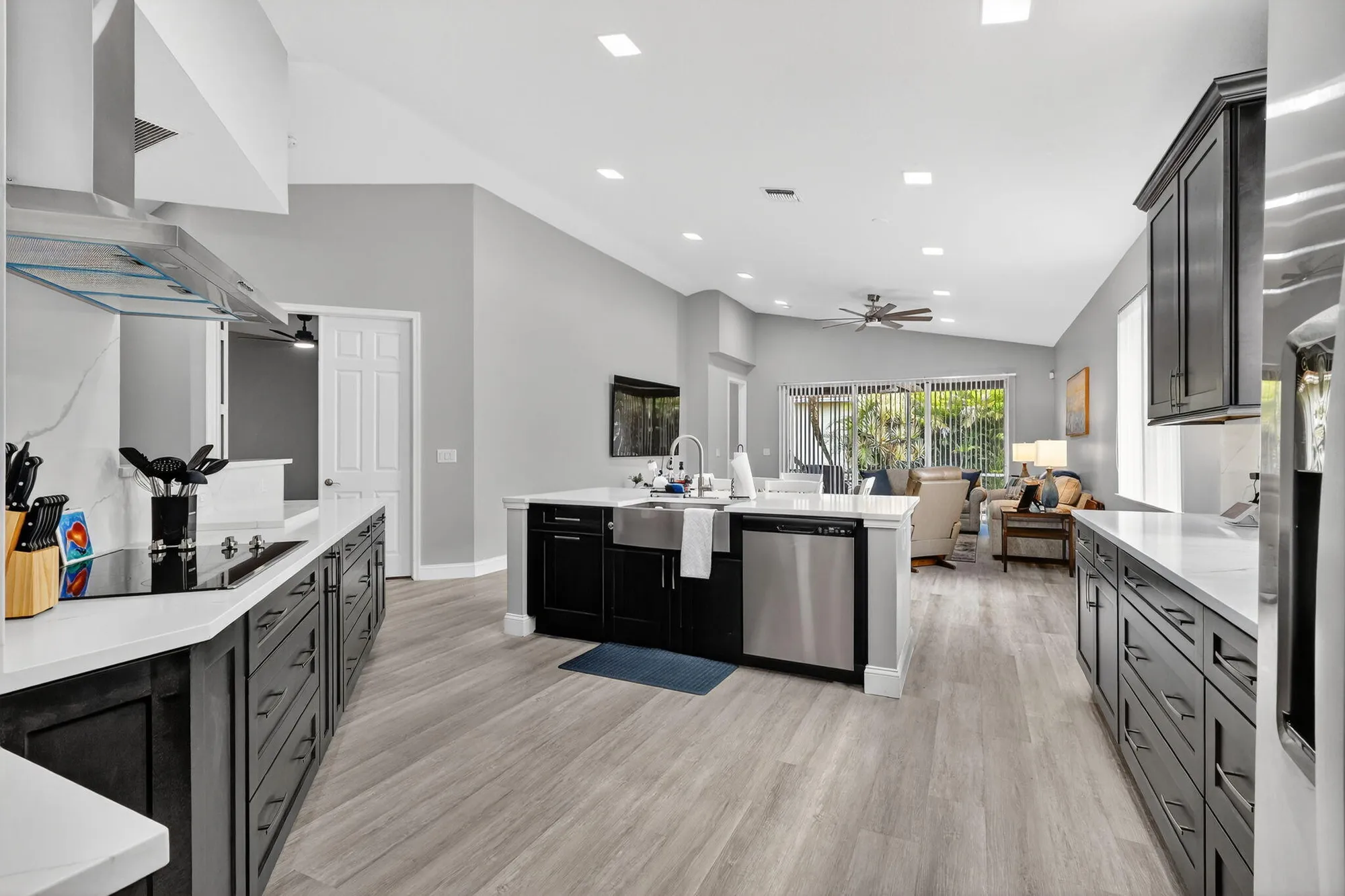 Property Slideshow image 4 of 86 | 8070 bellafiore way, Boynton Beach, FL, 33472