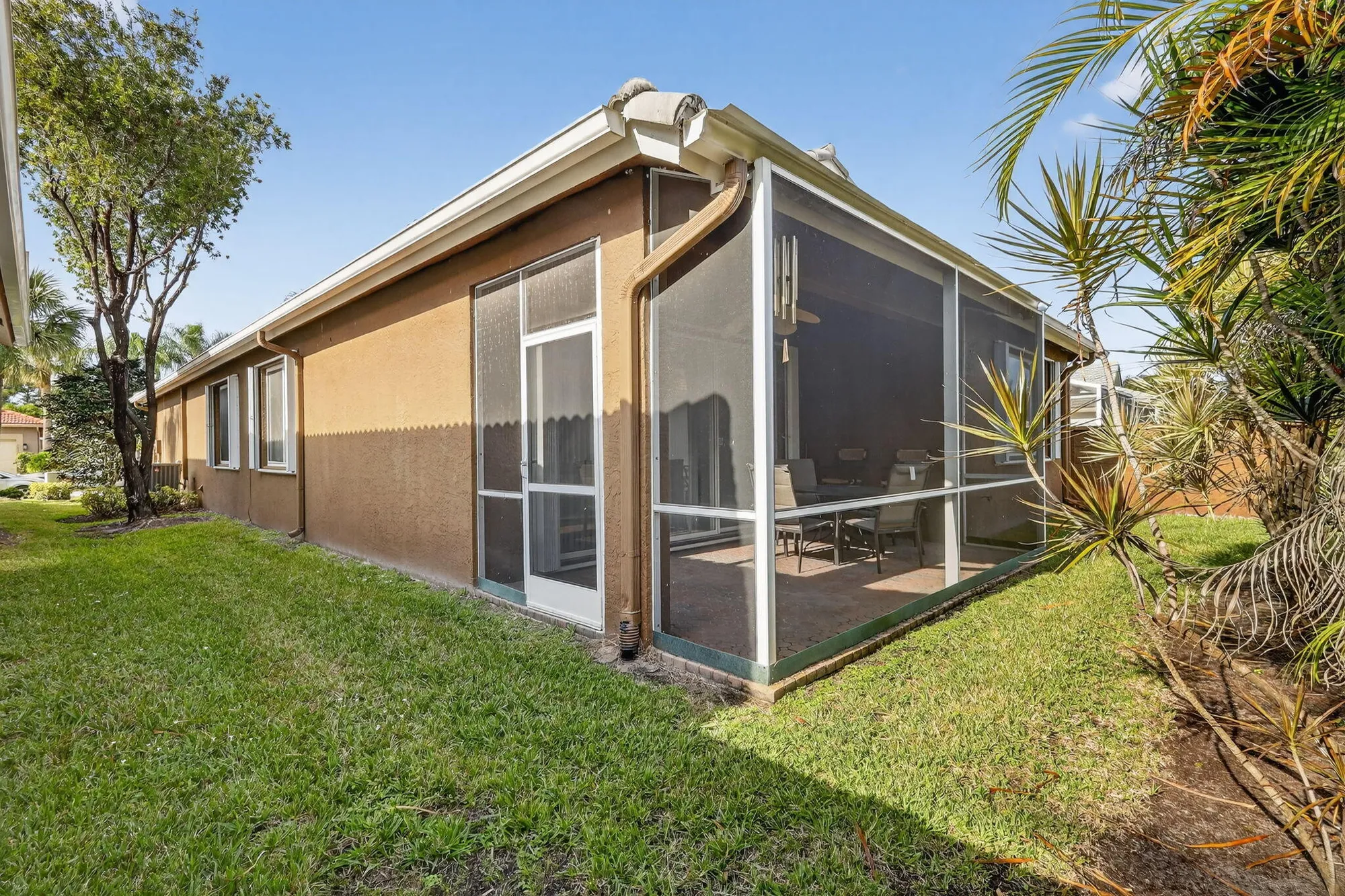 Property Slideshow image 36 of 86 | 8070 bellafiore way, Boynton Beach, FL, 33472