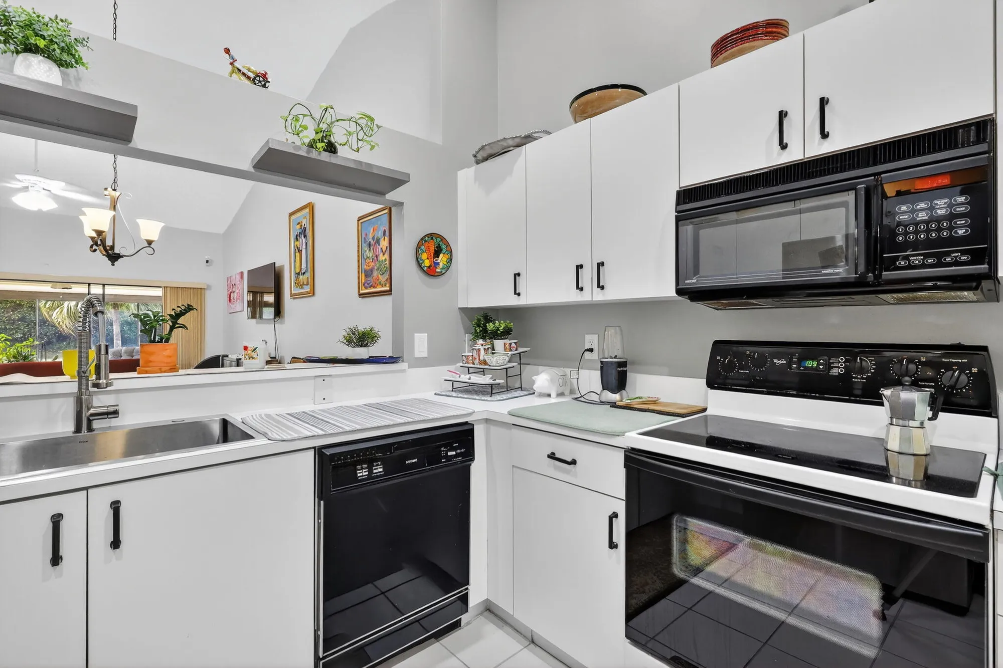 Property Slideshow image 5 of 50 | 9771 pavarotti ter apt 103, Boynton Beach, FL, 33437