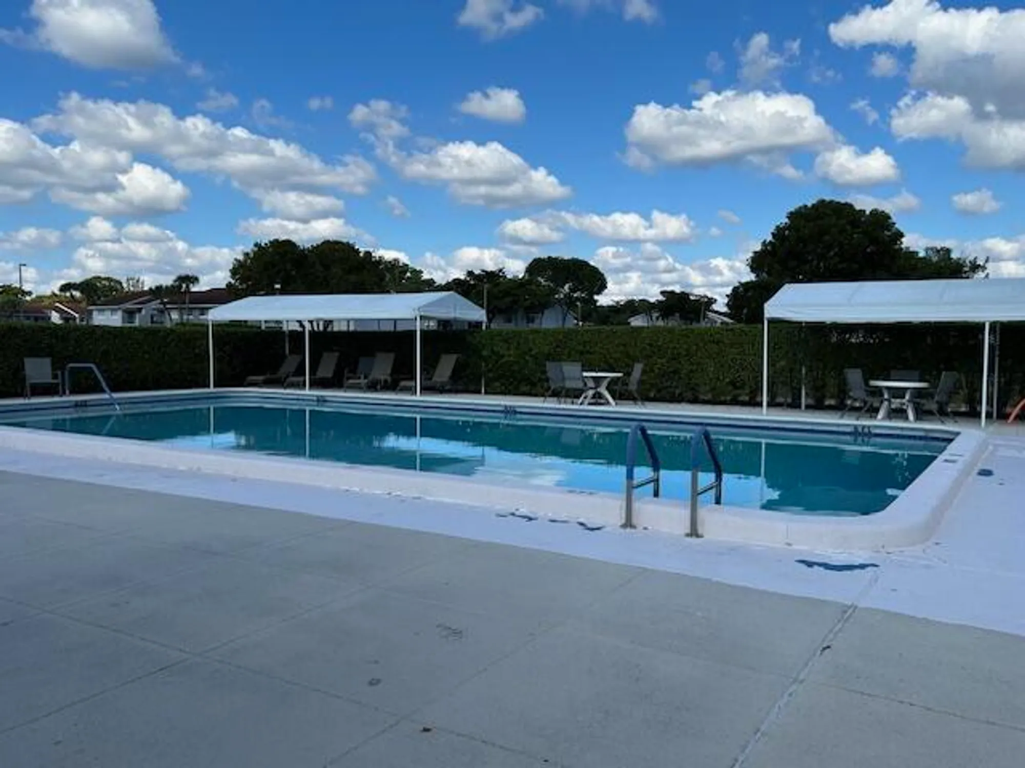 Property Slideshow image 30 of 45 | 109 lake susan dr, West Palm Beach, FL, 33411