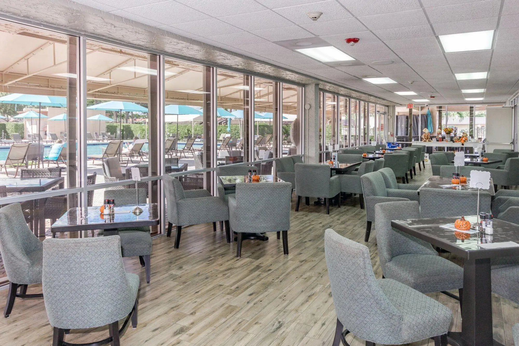 Property Slideshow image 39 of 45 | 109 lake susan dr, West Palm Beach, FL, 33411