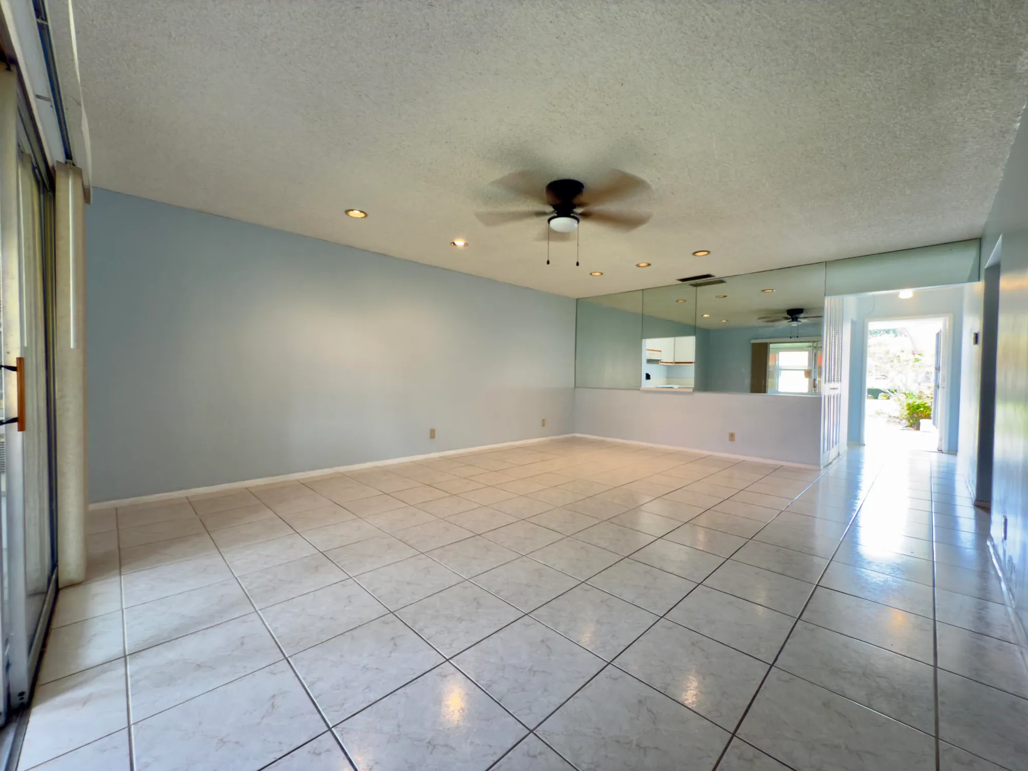 Property Slideshow image 8 of 33 | 170 amherst ln, Lake Worth, FL, 33467