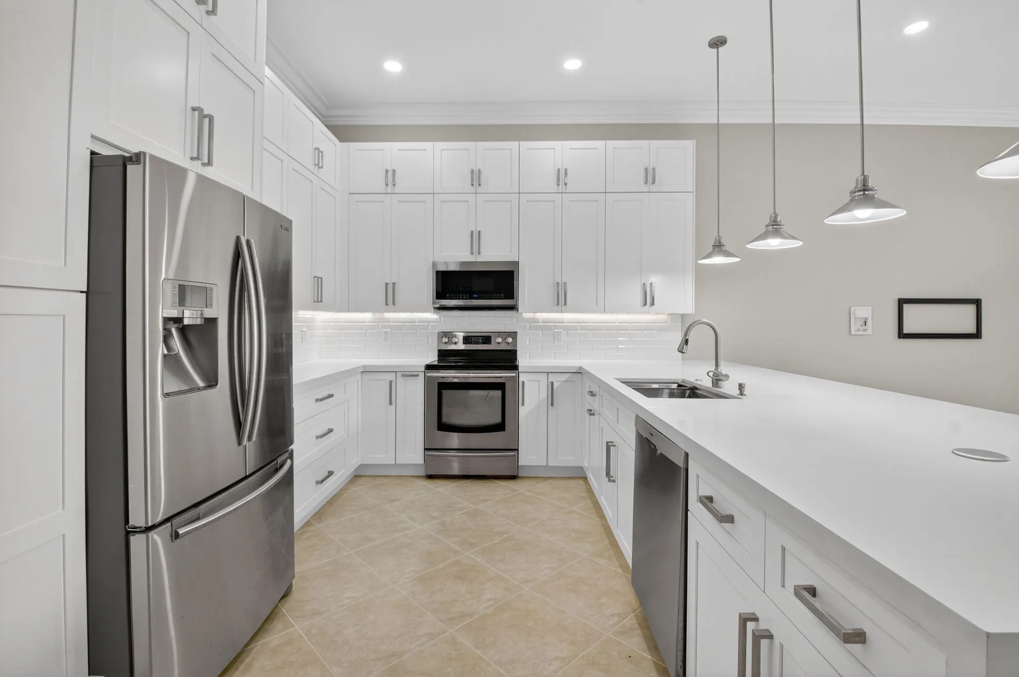 Property Slideshow image 12 of 72 | 7232 morocca lake dr, Delray Beach, FL, 33446