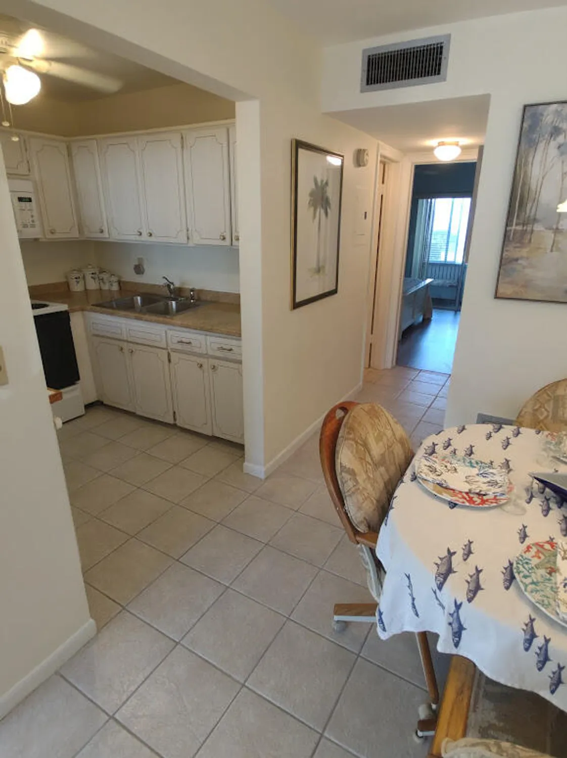 Property Slideshow image 13 of 49 | 3240 lake osborne dr 107, Lake Worth Beach, FL, 33461