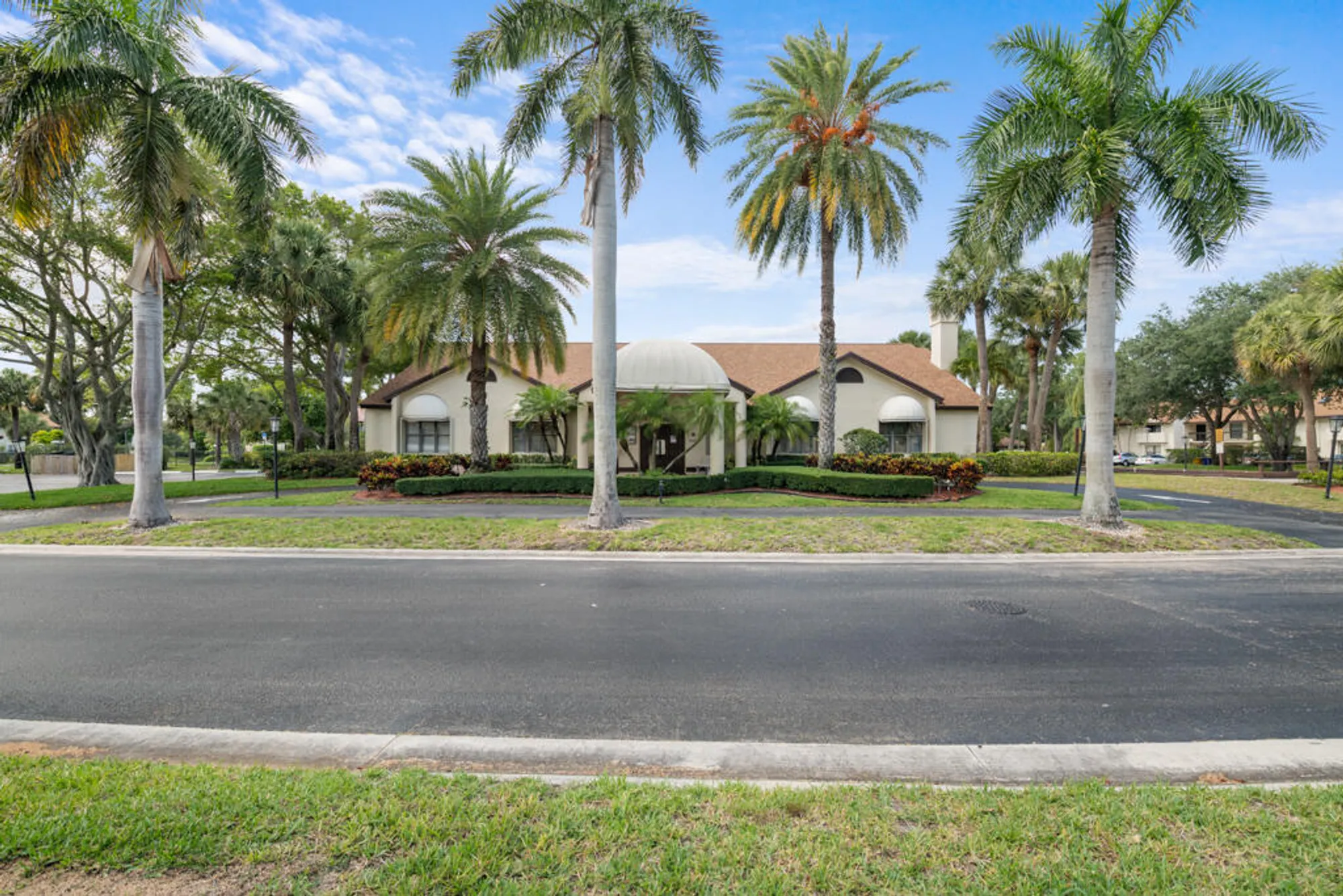 Property Slideshow image 34 of 46 | 3304 perimeter dr, Greenacres, FL, 33467