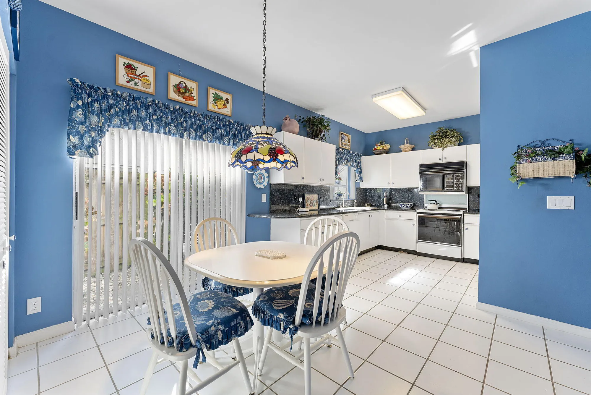 Property Slideshow image 7 of 63 | 11595 briarwood cir 1, Boynton Beach, FL, 33437