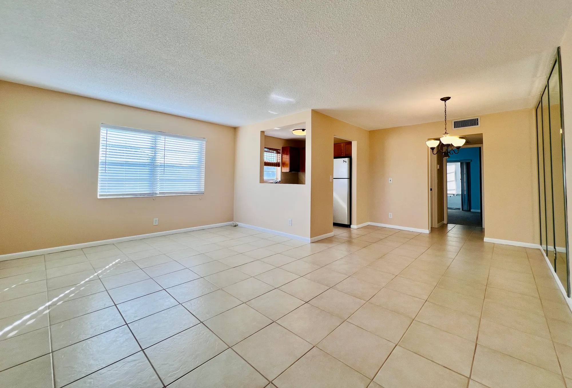 Property Slideshow image 3 of 18 | 314 andover m, West Palm Beach, FL, 33417