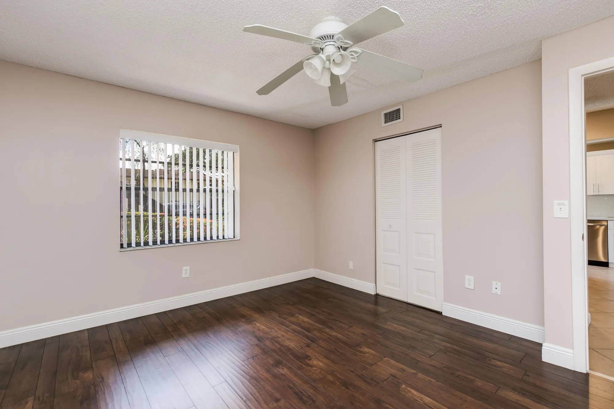 Property Slideshow image 17 of 39 | 8535 casa del lago apt 37e, Boca Raton, FL, 33433