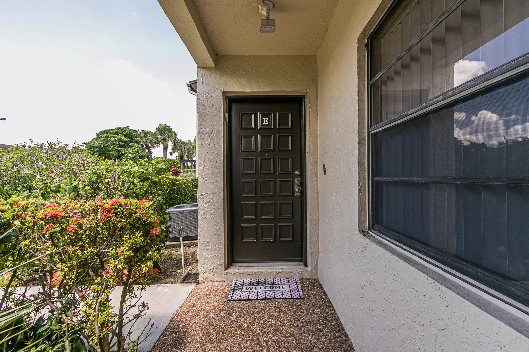 Property Slideshow image 5 of 39 | 8535 casa del lago apt 37e, Boca Raton, FL, 33433