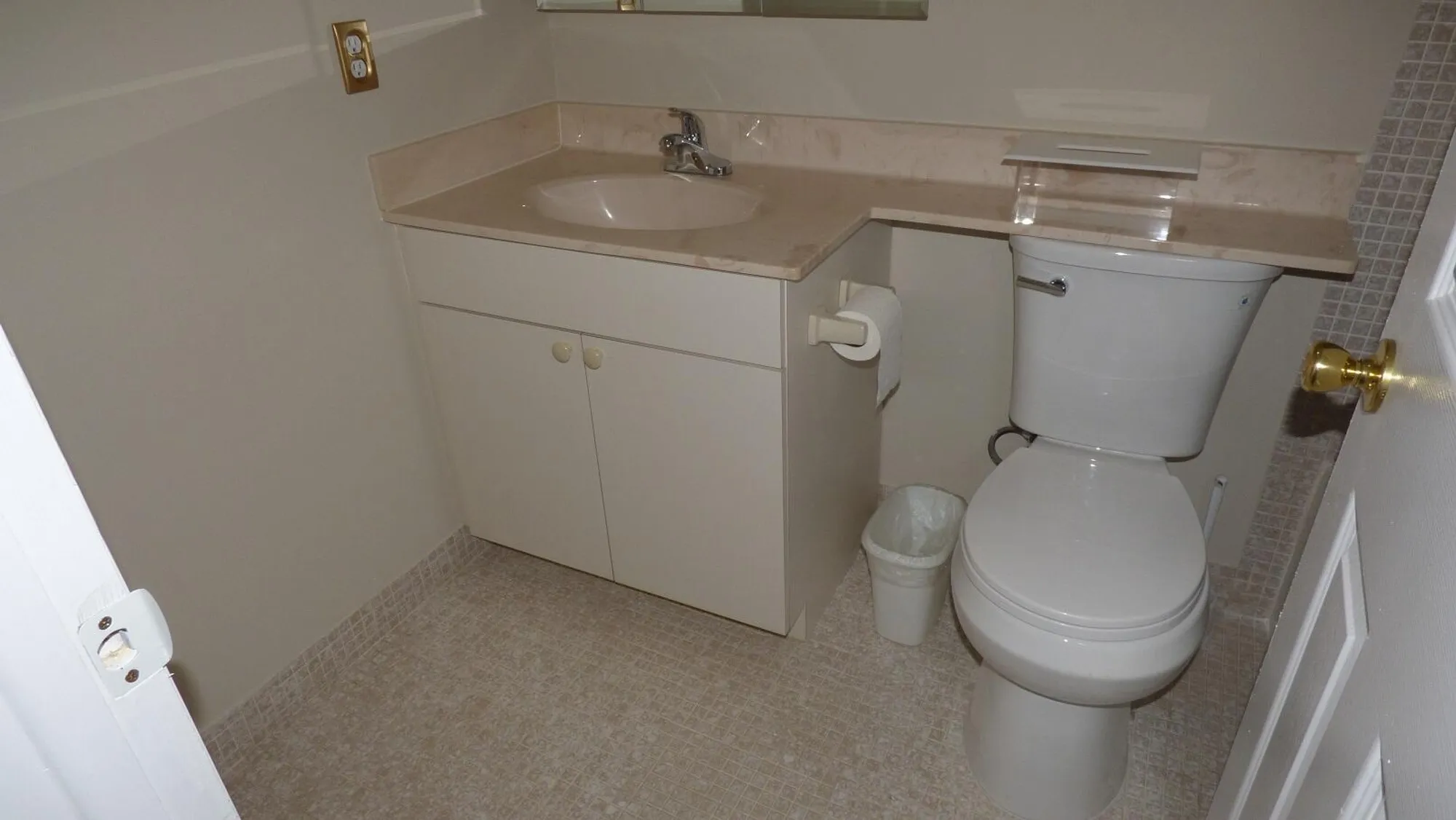 Property Slideshow image 9 of 44 | 95 burgundy b # 95, Delray Beach, FL, 33484