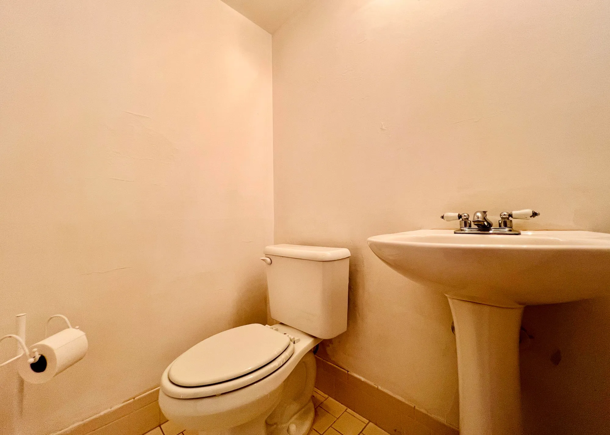 Property Slideshow image 4 of 13 | 323 southampton b, West Palm Beach, FL, 33417