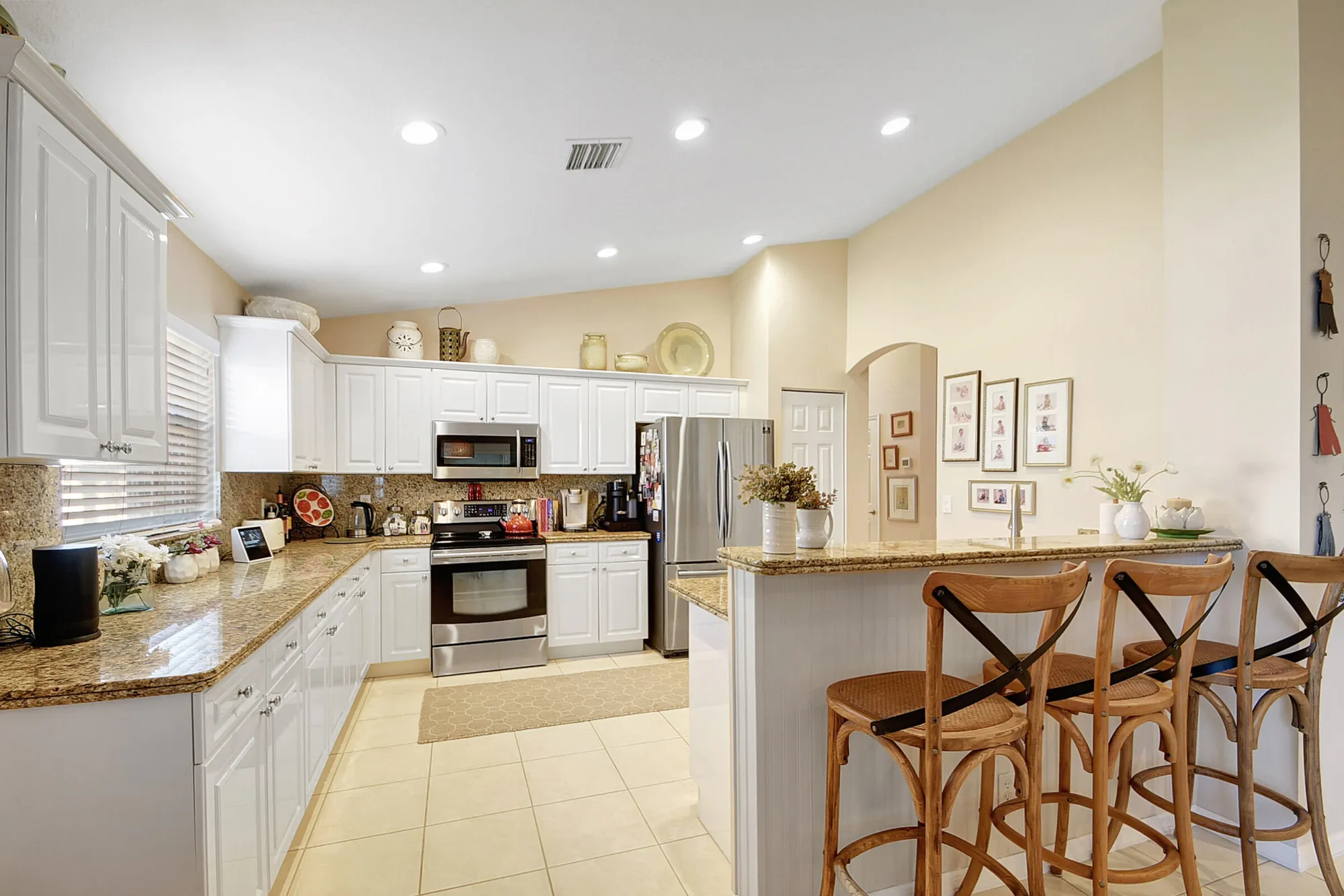 Property Slideshow image 14 of 62 | 6551 via primo st, Lake Worth, FL, 33467