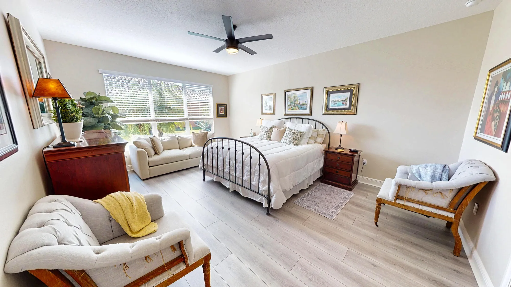 Property Slideshow image 15 of 55 | 12032 sw marigold ave, Port Saint Lucie, FL, 34987