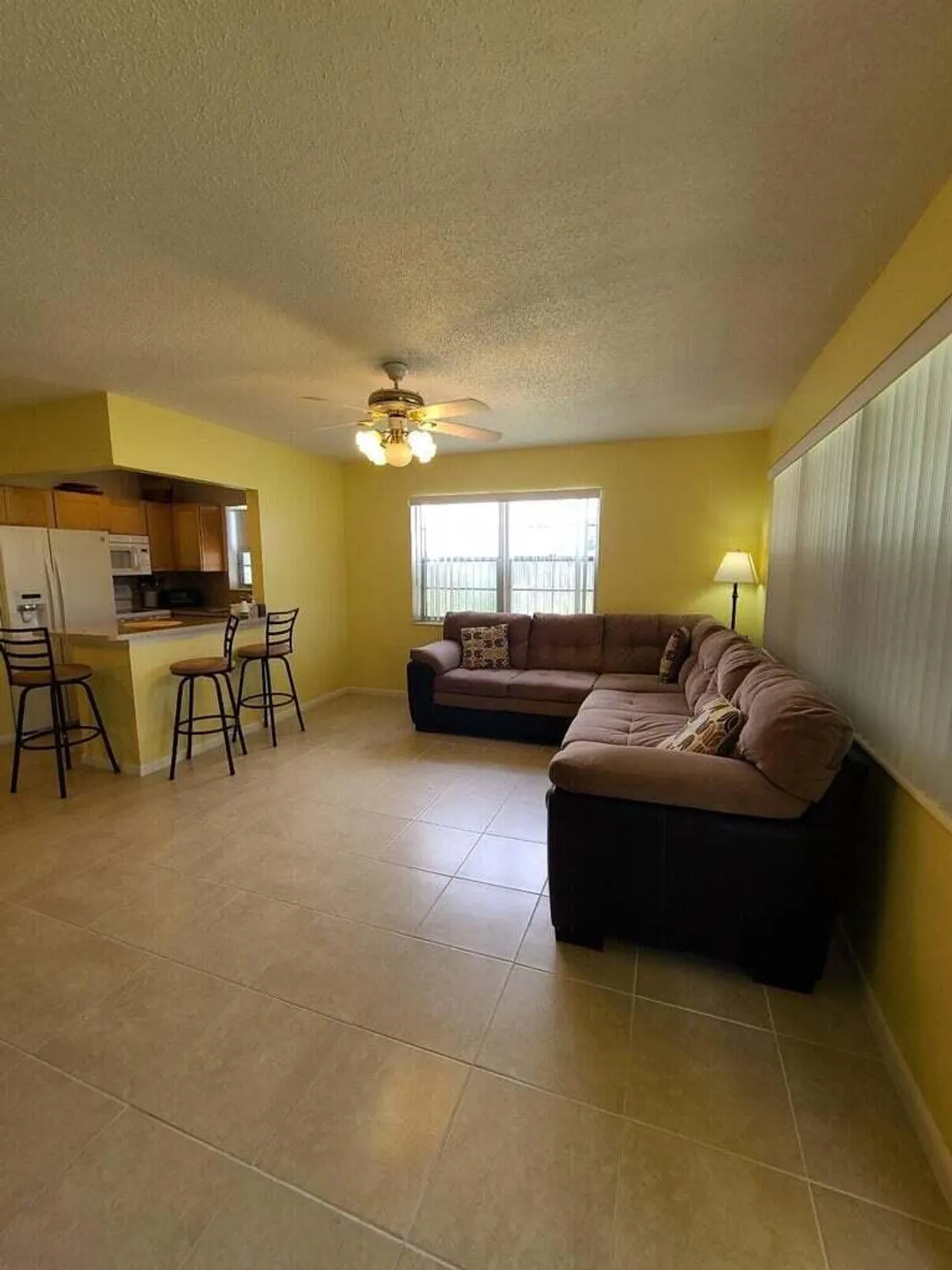 Property Slideshow image 4 of 12 | 133 camden f, West Palm Beach, FL, 33417