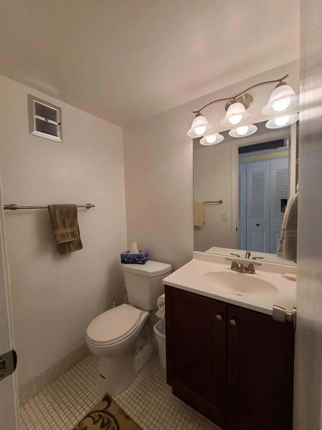 Property Slideshow image 9 of 12 | 133 camden f, West Palm Beach, FL, 33417