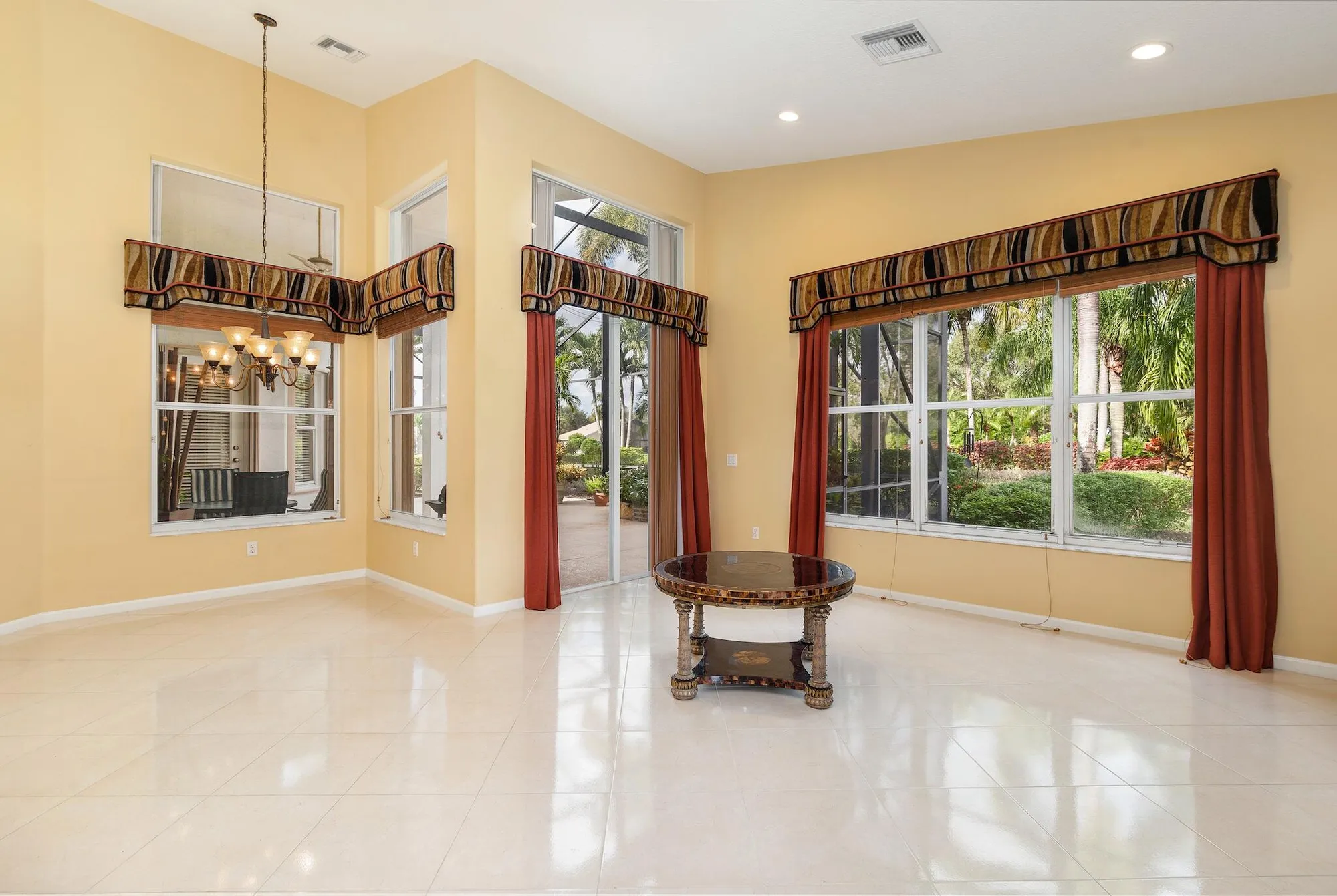 Property Slideshow image 7 of 34 | 7543 tarpon cove cir, Lake Worth, FL, 33467