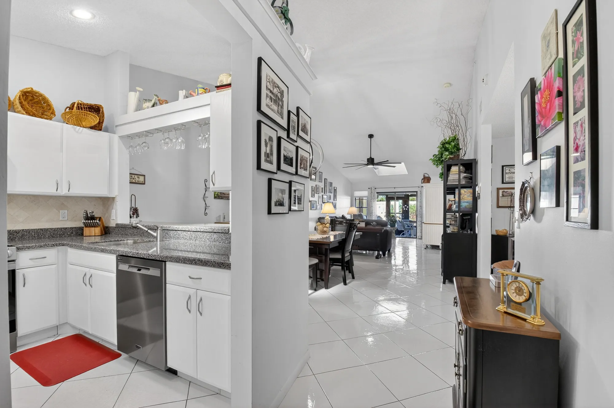 Property Slideshow image 13 of 58 | 5893 sunswept ln b, Boynton Beach, FL, 33437
