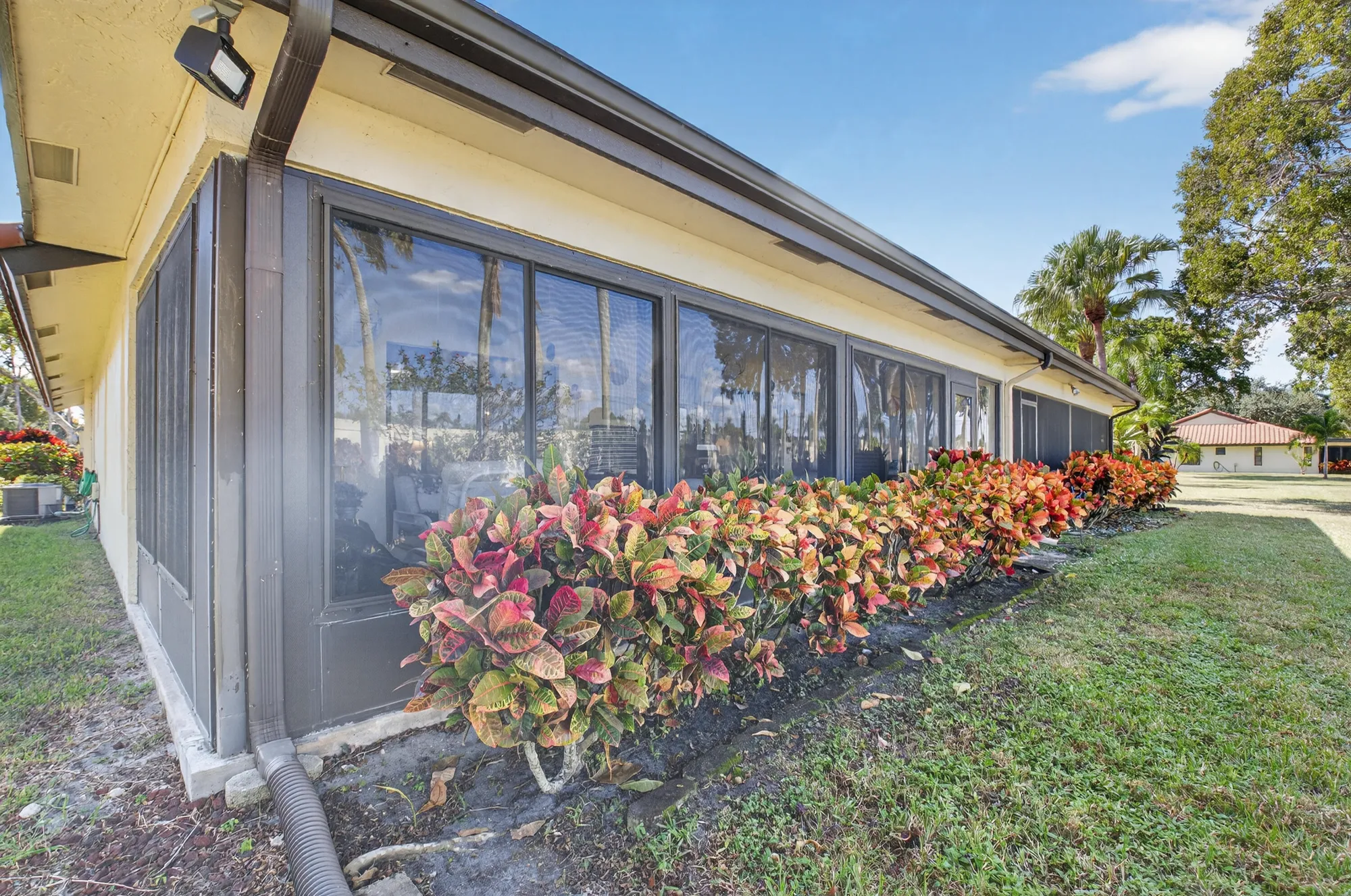 Property Slideshow image 35 of 58 | 5893 sunswept ln b, Boynton Beach, FL, 33437