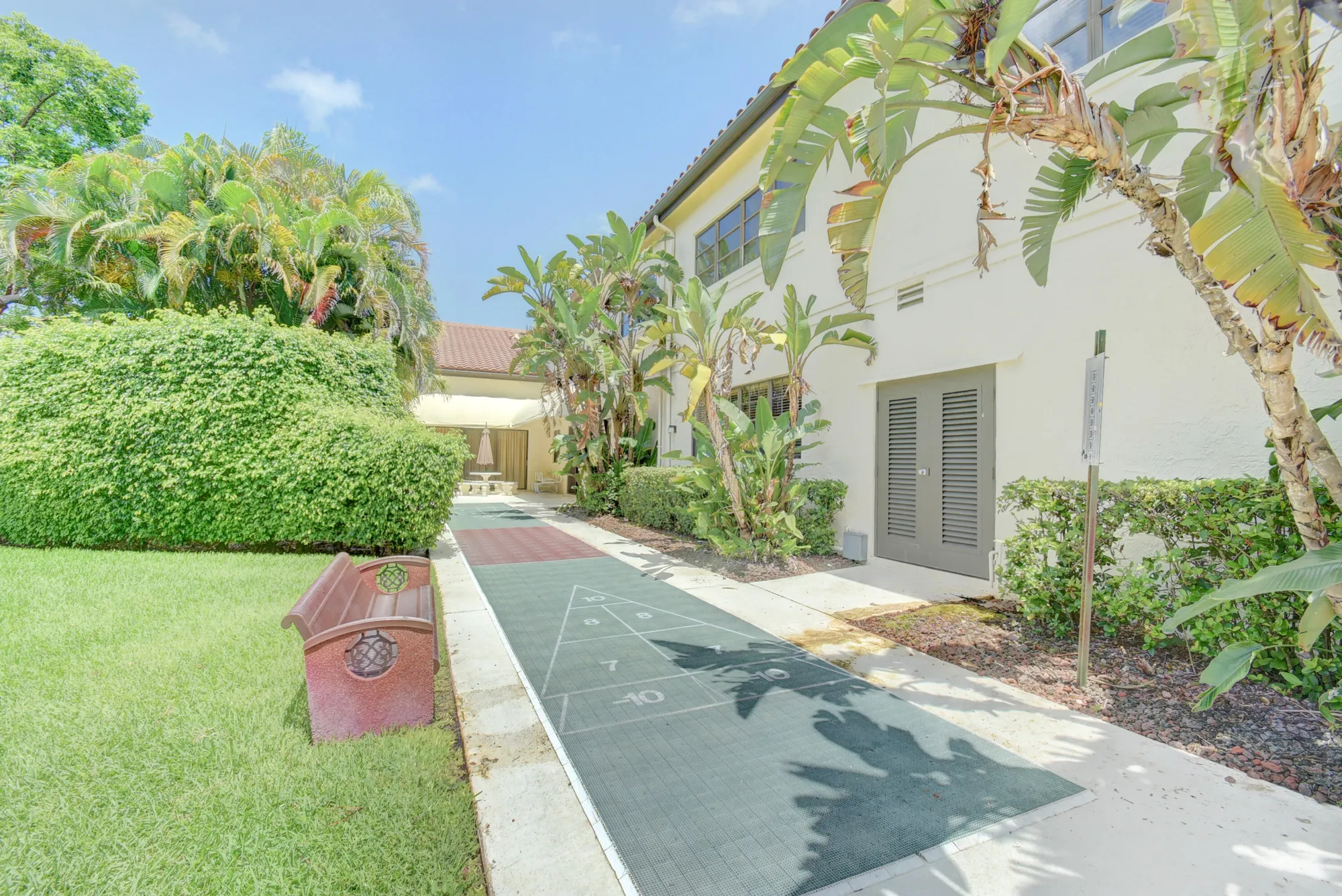 Property Slideshow image 52 of 58 | 5893 sunswept ln b, Boynton Beach, FL, 33437