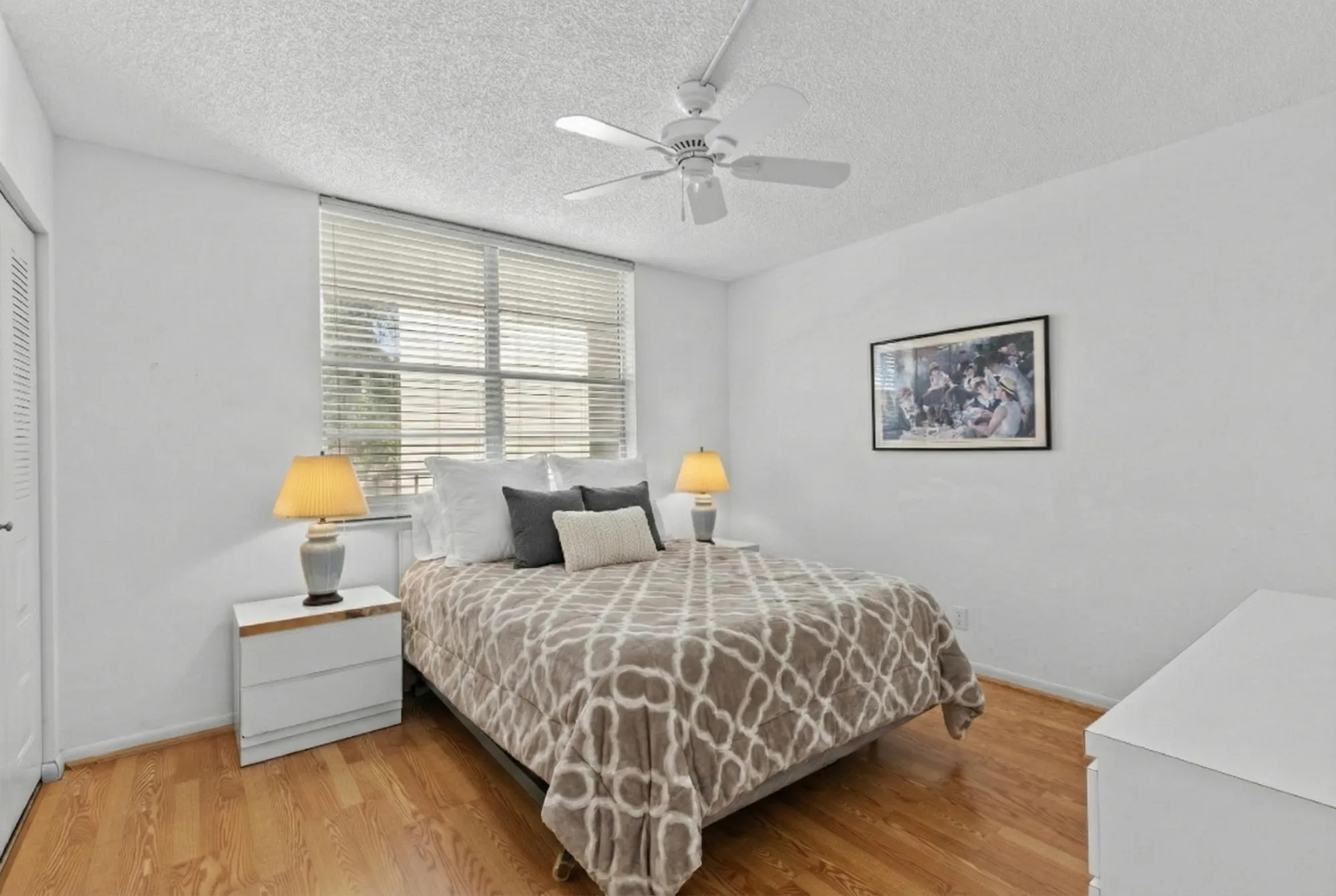 Property Slideshow image 25 of 34 | 27 abbey ln 205, Delray Beach, FL, 33446