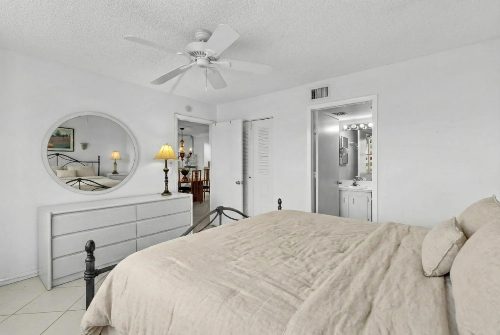 Property Slideshow image 20 of 34 | 27 abbey ln 205, Delray Beach, FL, 33446