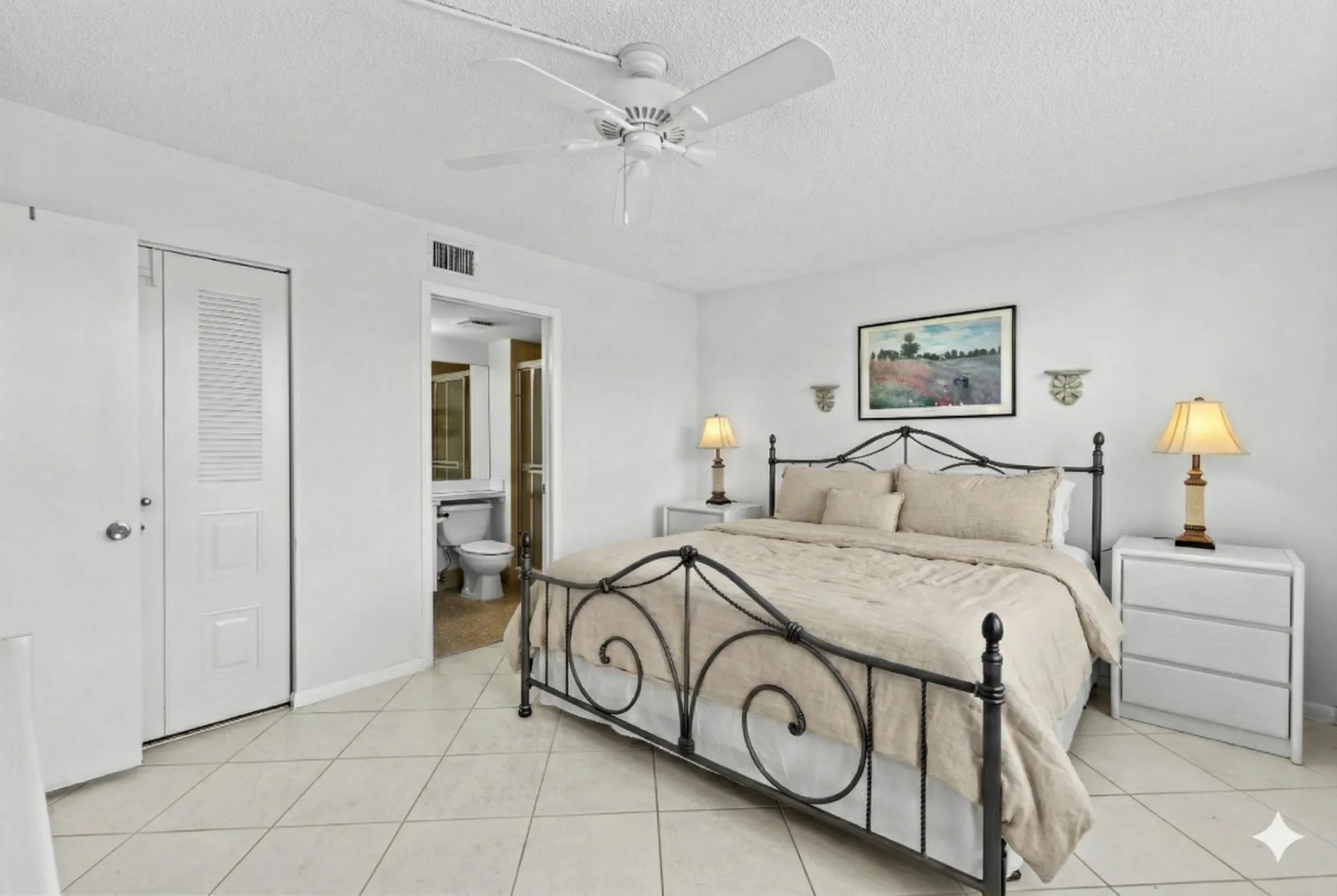 Property Slideshow image 18 of 34 | 27 abbey ln 205, Delray Beach, FL, 33446