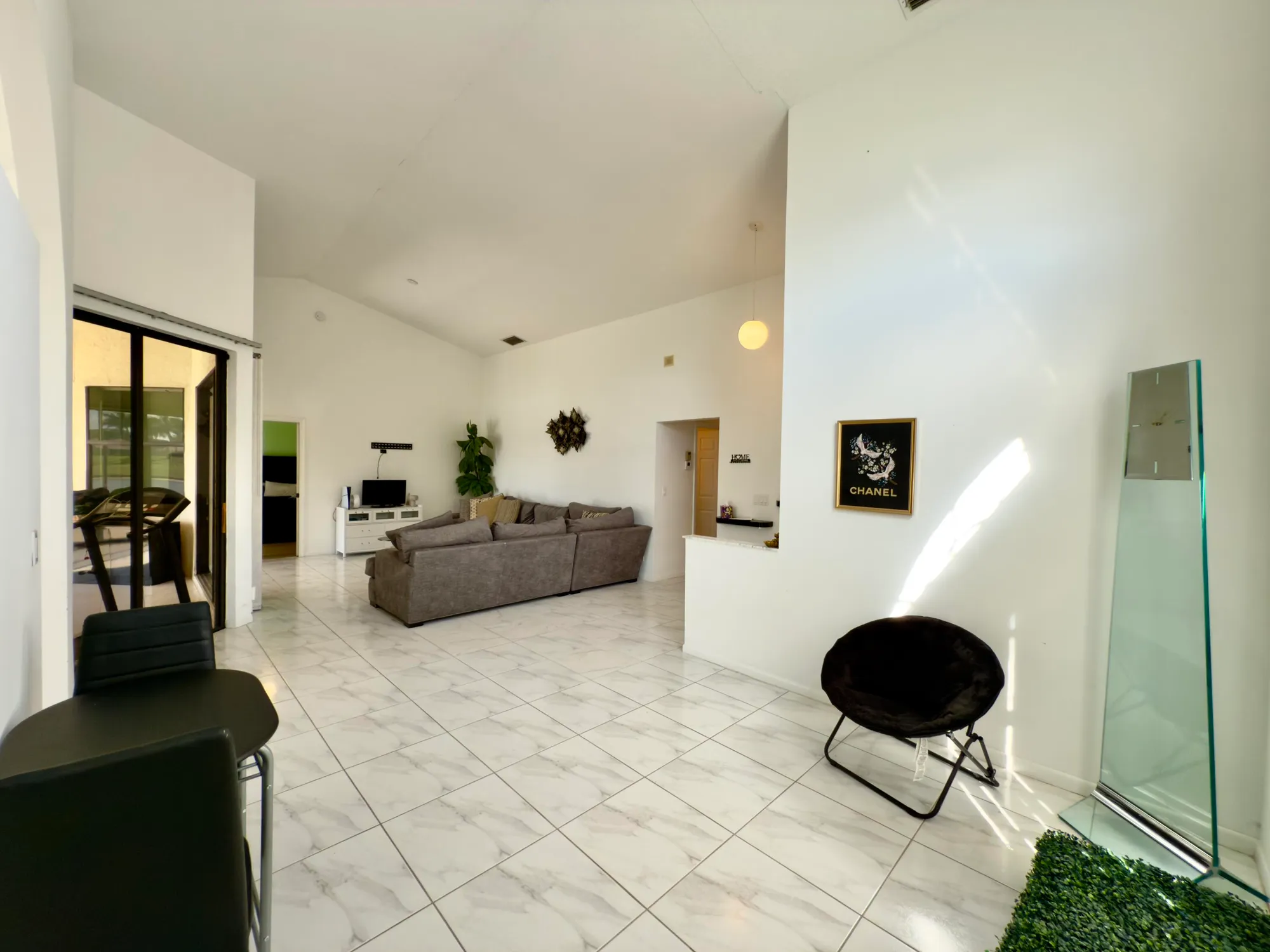 Property Slideshow image 9 of 50 | 8491 heather pl, Boynton Beach, FL, 33472