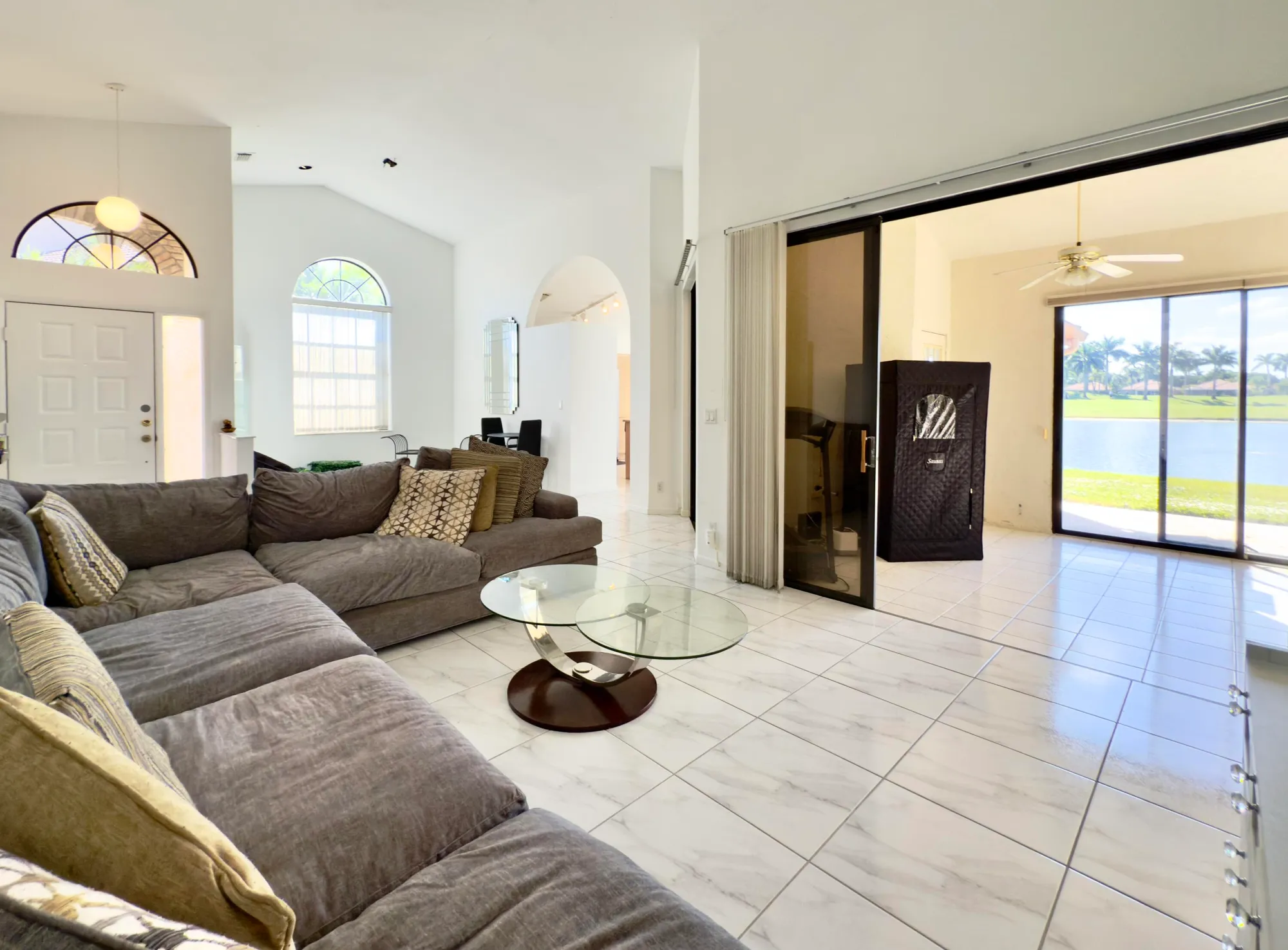 Property Slideshow image 7 of 50 | 8491 heather pl, Boynton Beach, FL, 33472