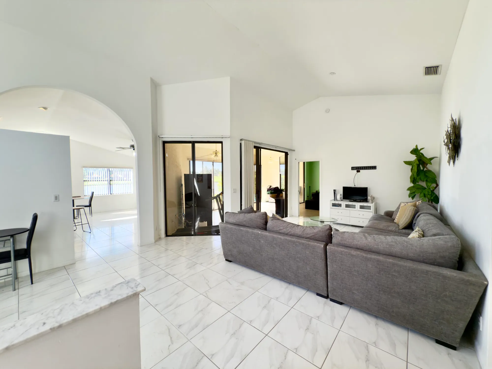Property Slideshow image 6 of 50 | 8491 heather pl, Boynton Beach, FL, 33472