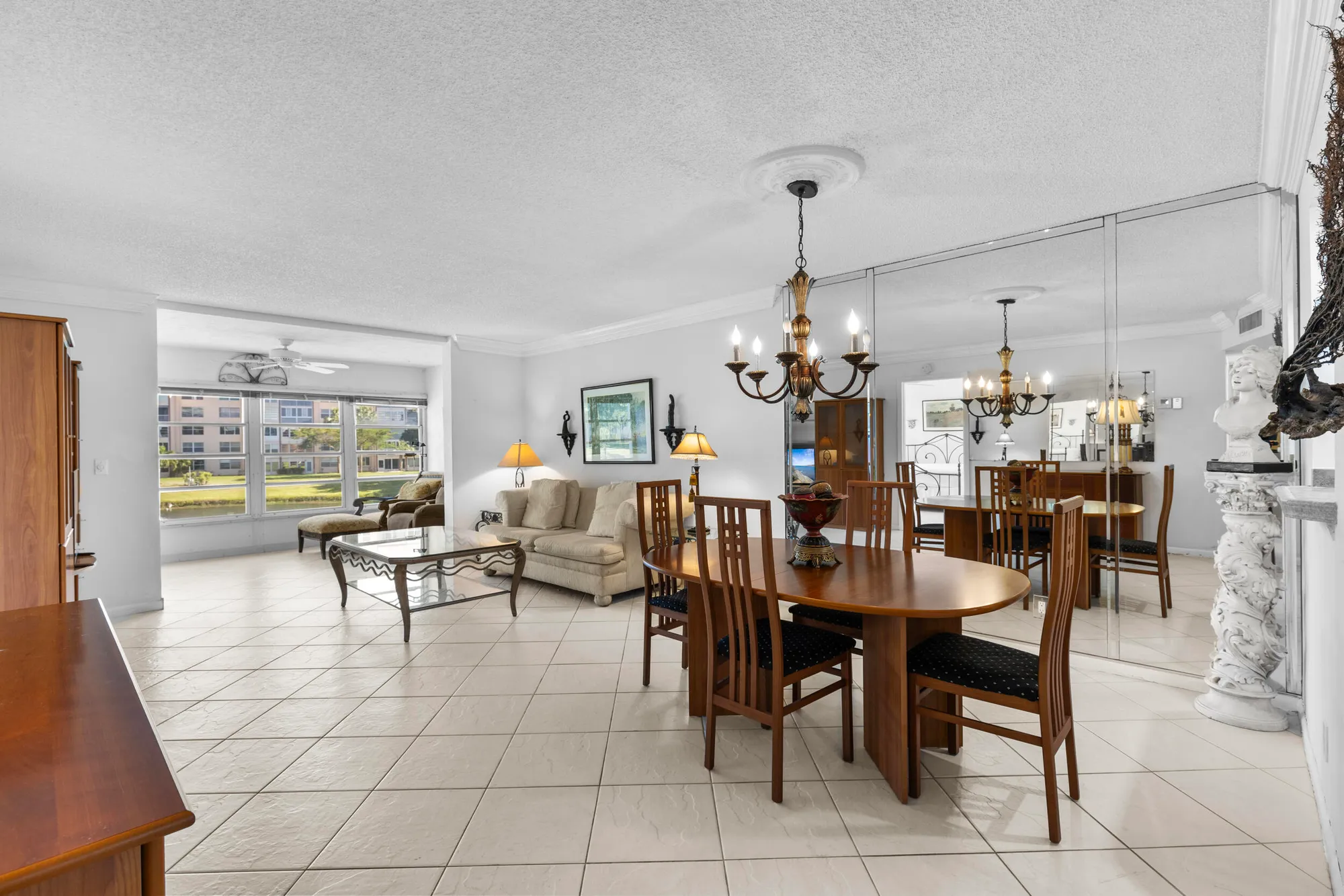 Property Slideshow image 10 of 34 | 27 abbey ln 205, Delray Beach, FL, 33446