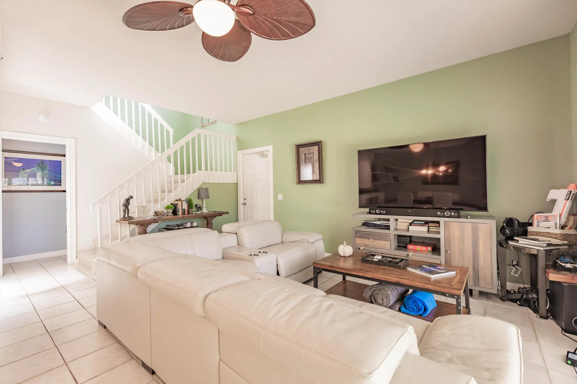 Property Slideshow image 11 of 41 | 2069 tarpon lake way, West Palm Beach, FL, 33411