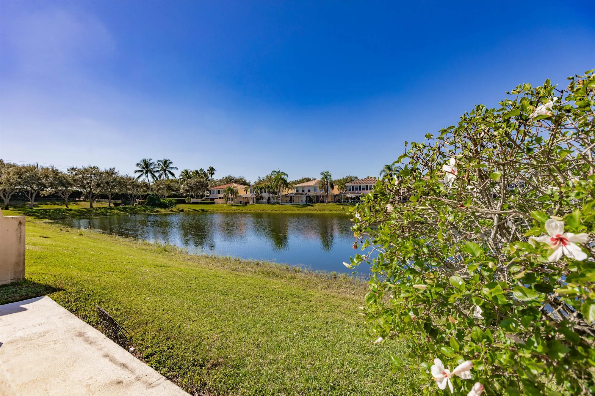Property Slideshow image 35 of 41 | 2069 tarpon lake way, West Palm Beach, FL, 33411