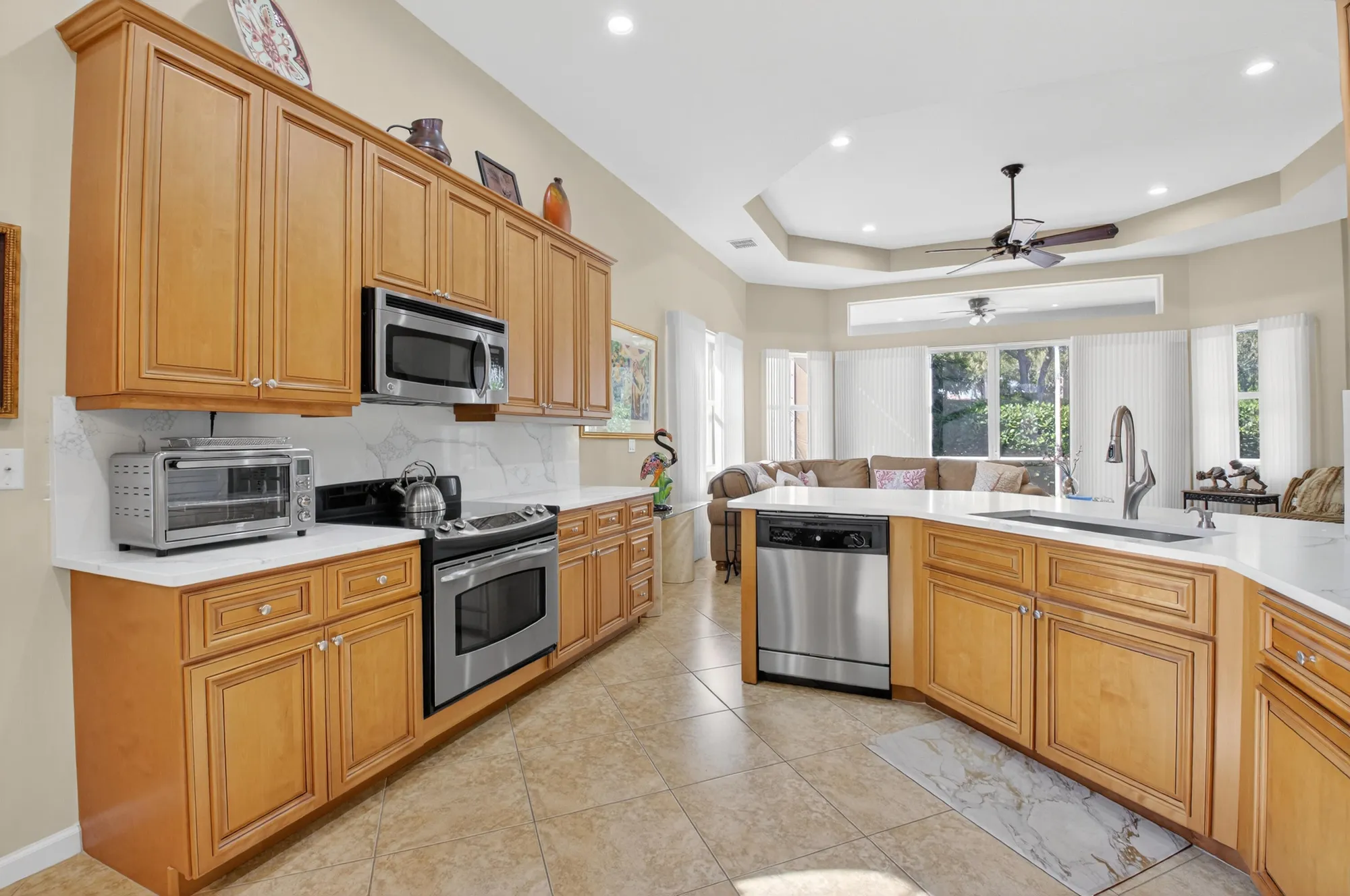 Property Slideshow image 20 of 81 | 6917 pisano dr, Lake Worth, FL, 33467