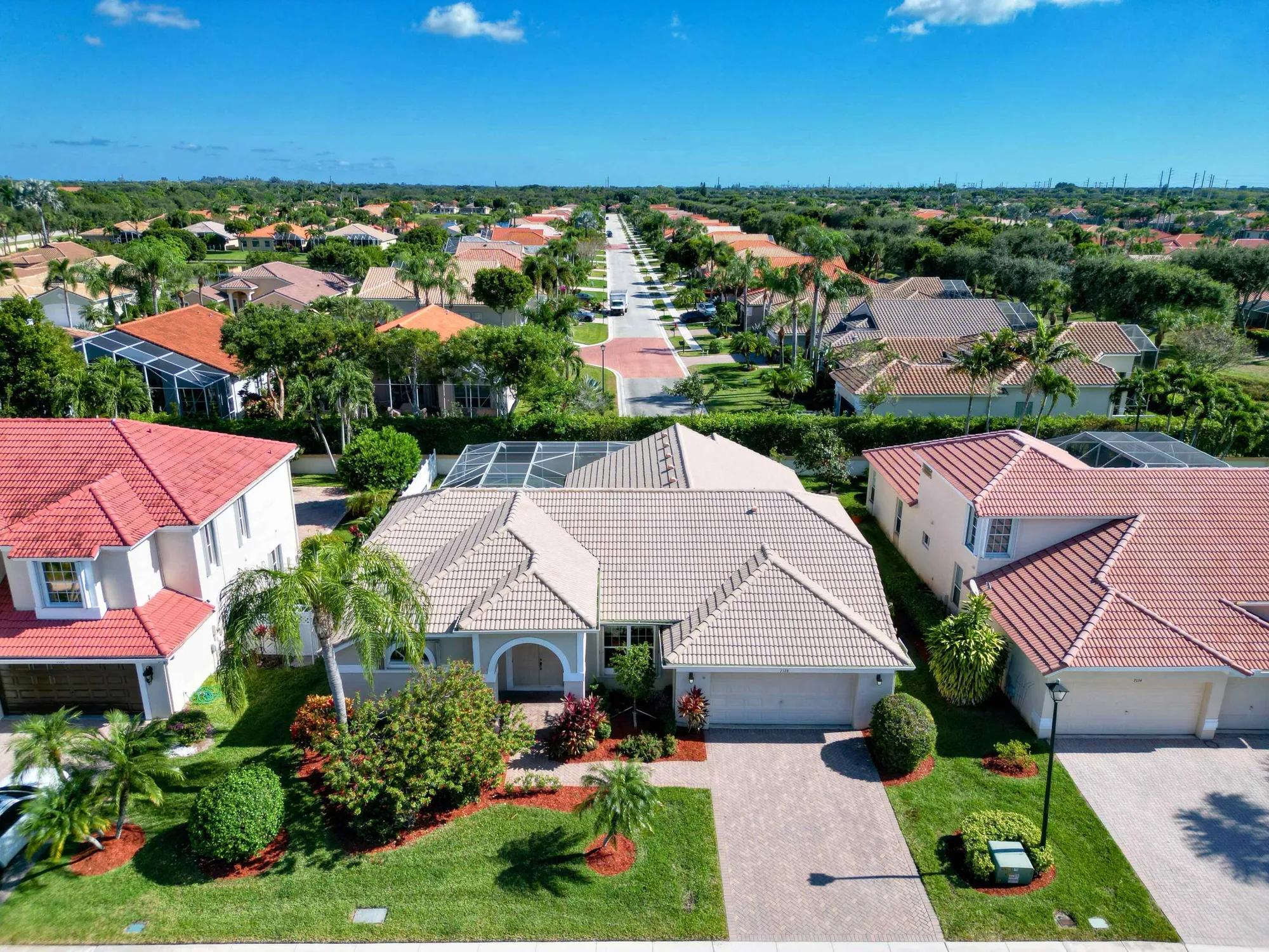 Property Slideshow image 52 of 64 | 7128 brunswick cir, Boynton Beach, FL, 33472